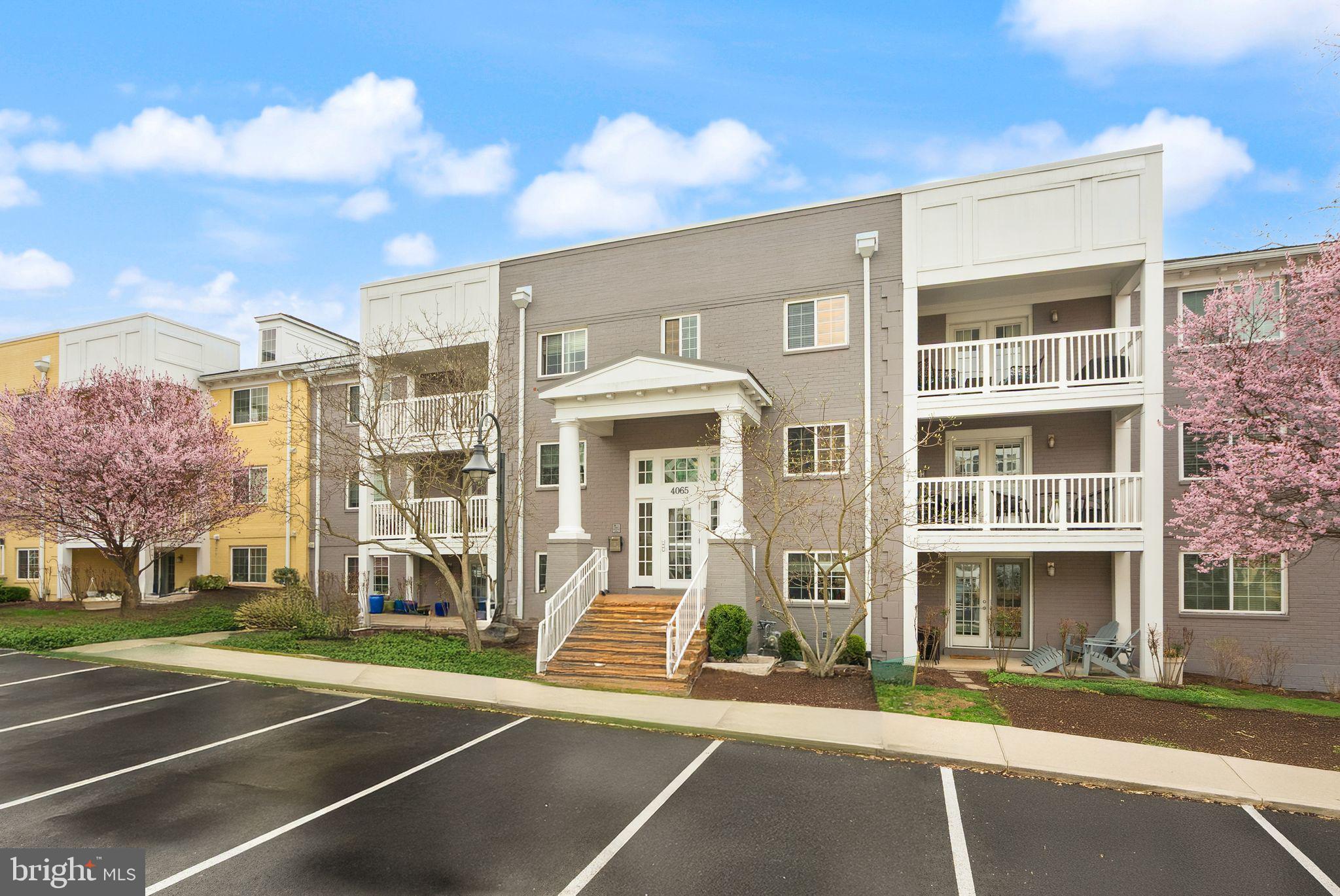 WEST VILLAGE OF SHIRLINGTON - Residential