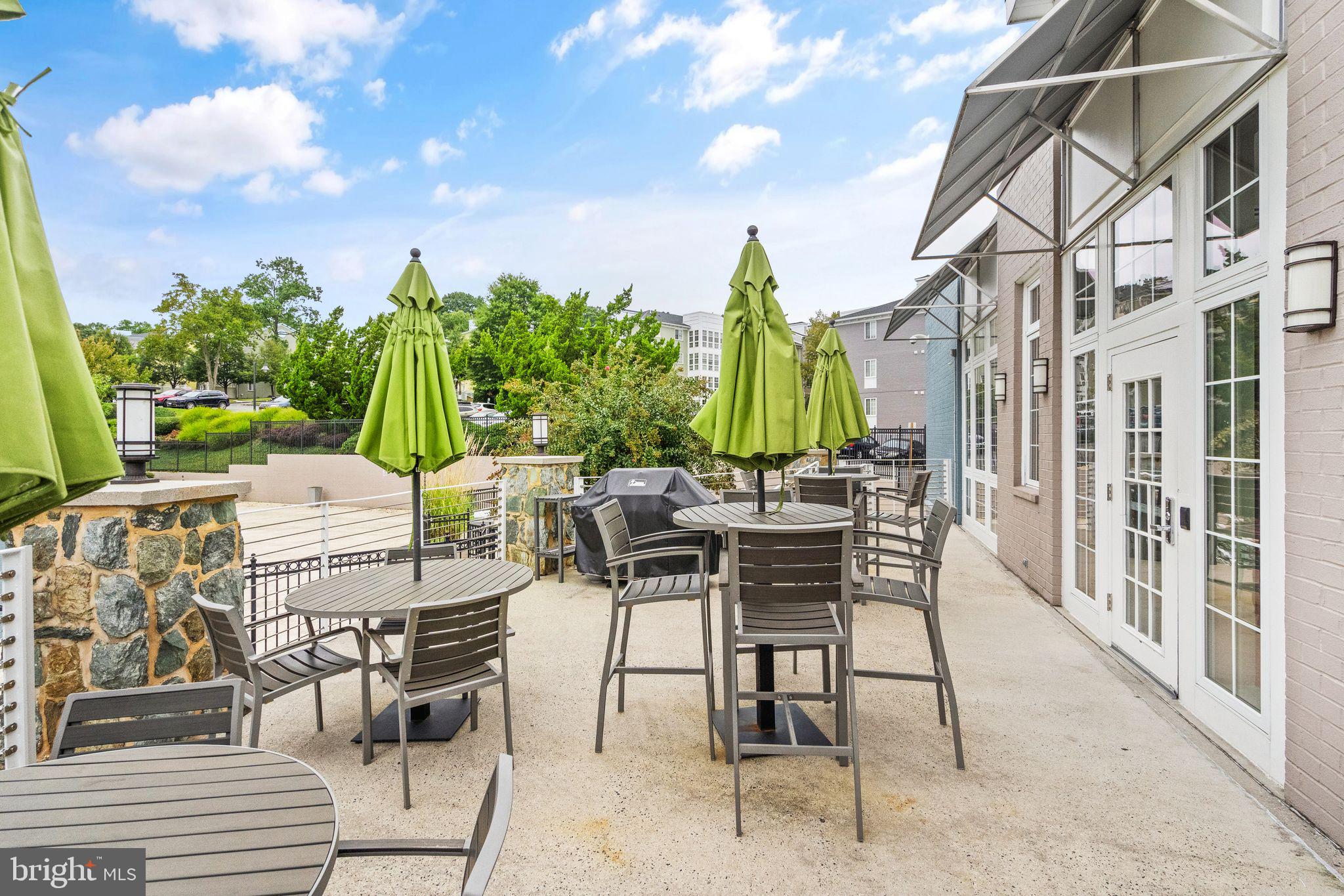 WEST VILLAGE OF SHIRLINGTON - Residential