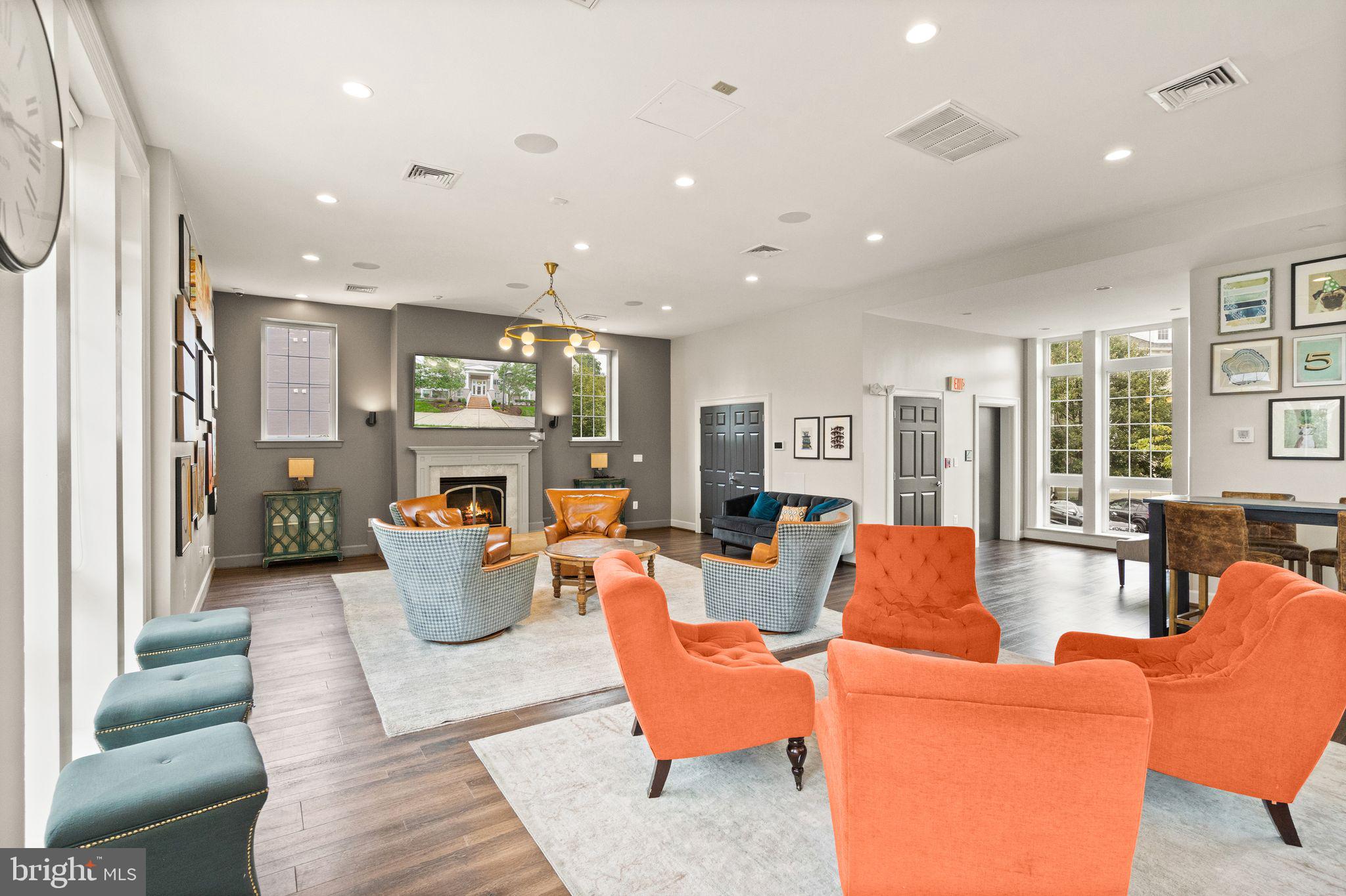 WEST VILLAGE OF SHIRLINGTON - Residential