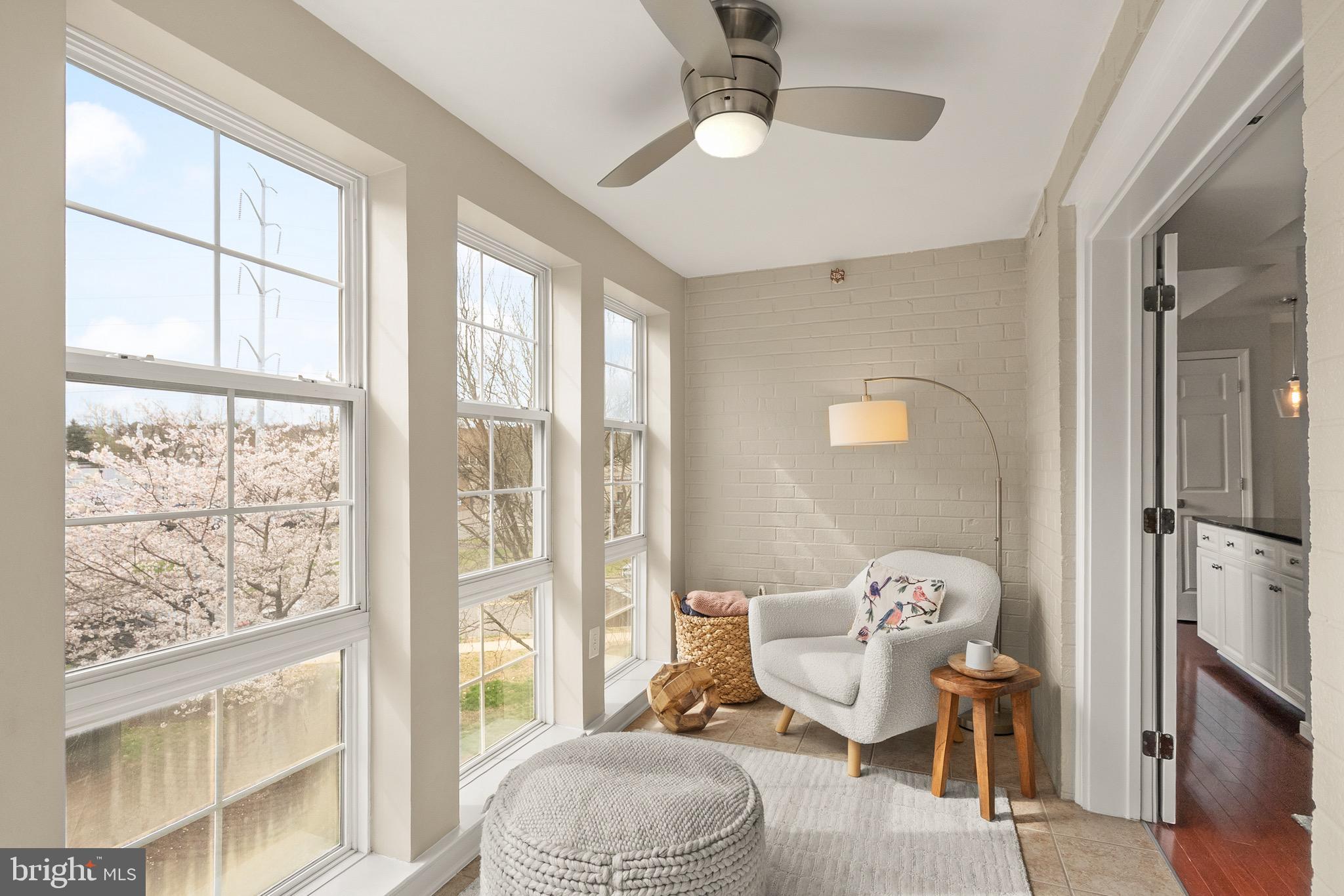 WEST VILLAGE OF SHIRLINGTON - Residential