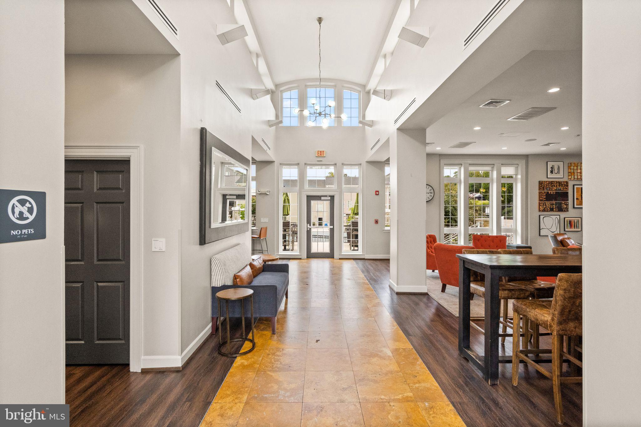 WEST VILLAGE OF SHIRLINGTON - Residential