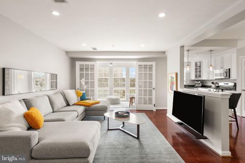 4065 S FOUR MILE RUN DRIVE 302 ARLINGTON VA 22204