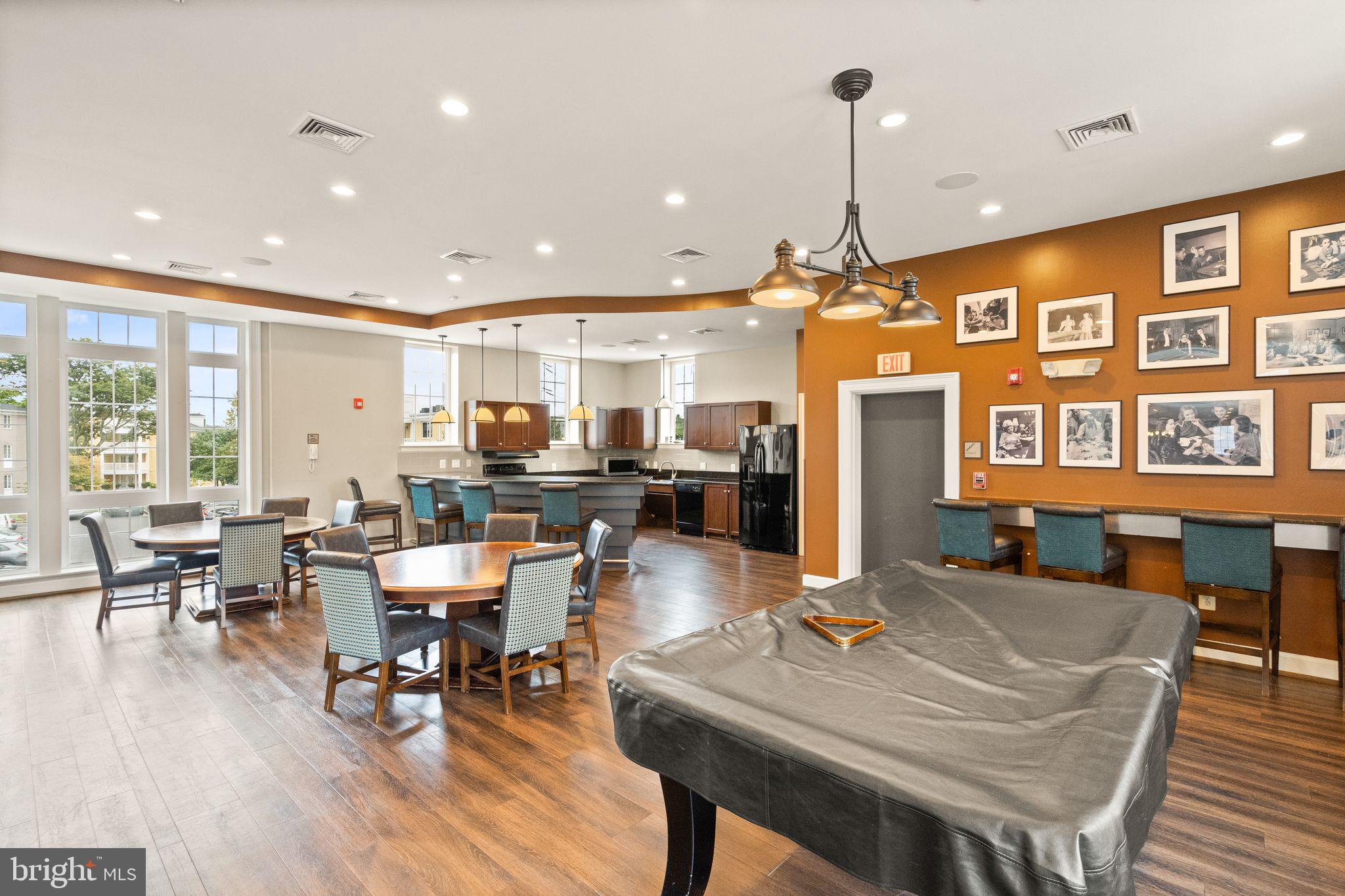 WEST VILLAGE OF SHIRLINGTON - Residential