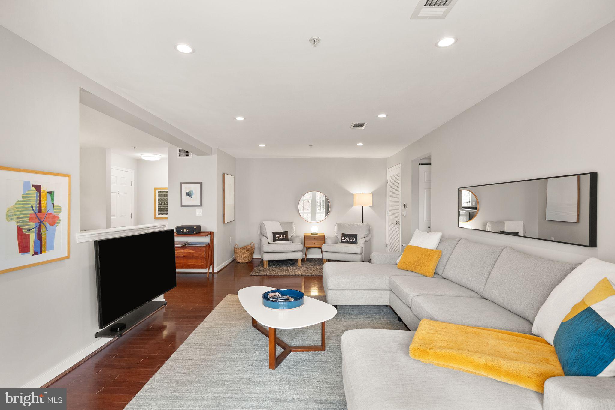 WEST VILLAGE OF SHIRLINGTON - Residential