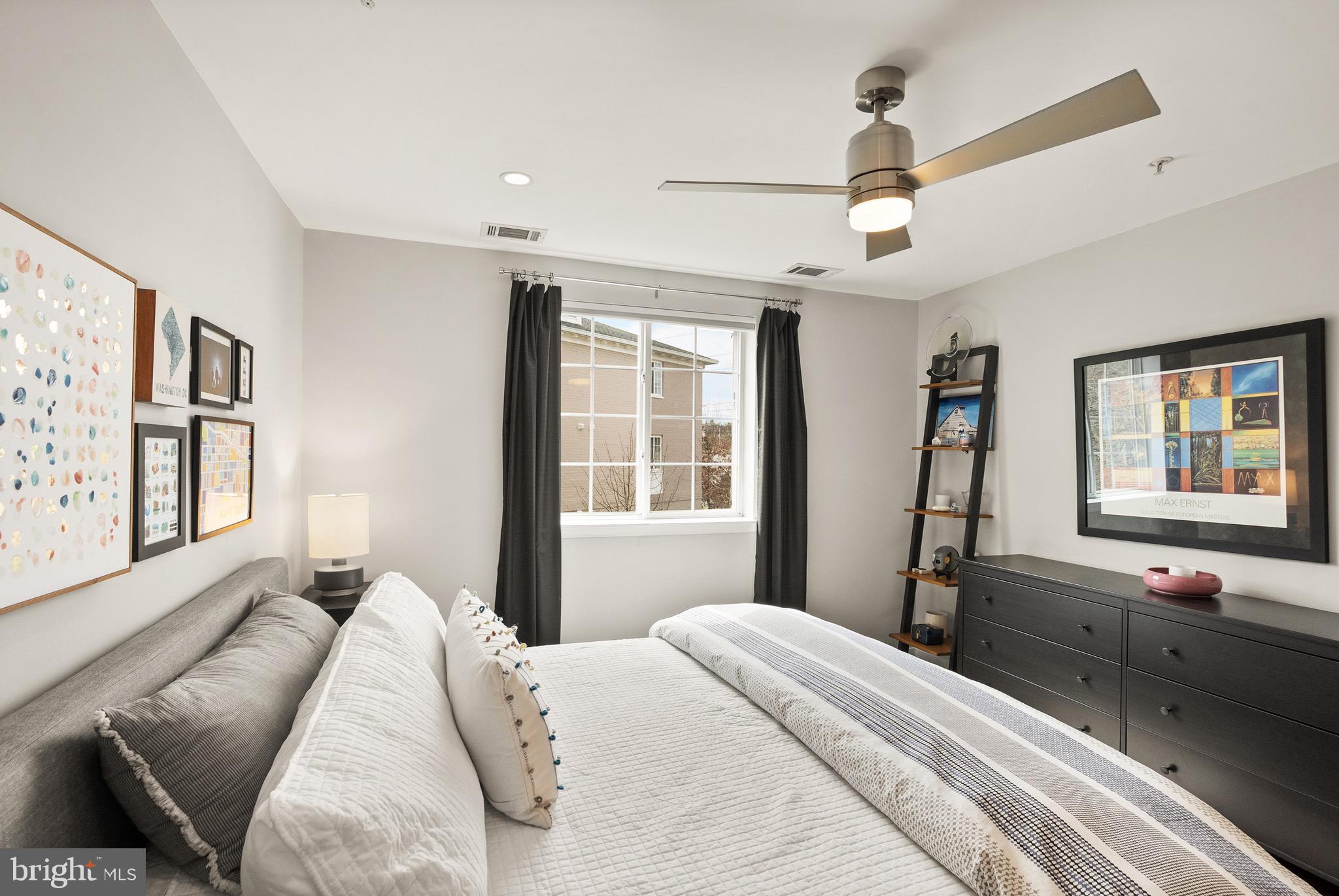 WEST VILLAGE OF SHIRLINGTON - Residential