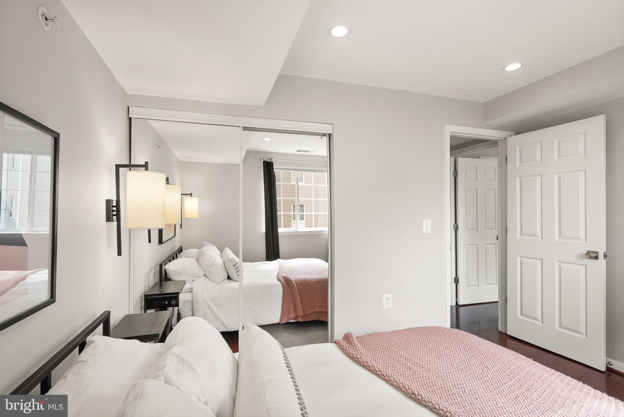 WEST VILLAGE OF SHIRLINGTON - Residential