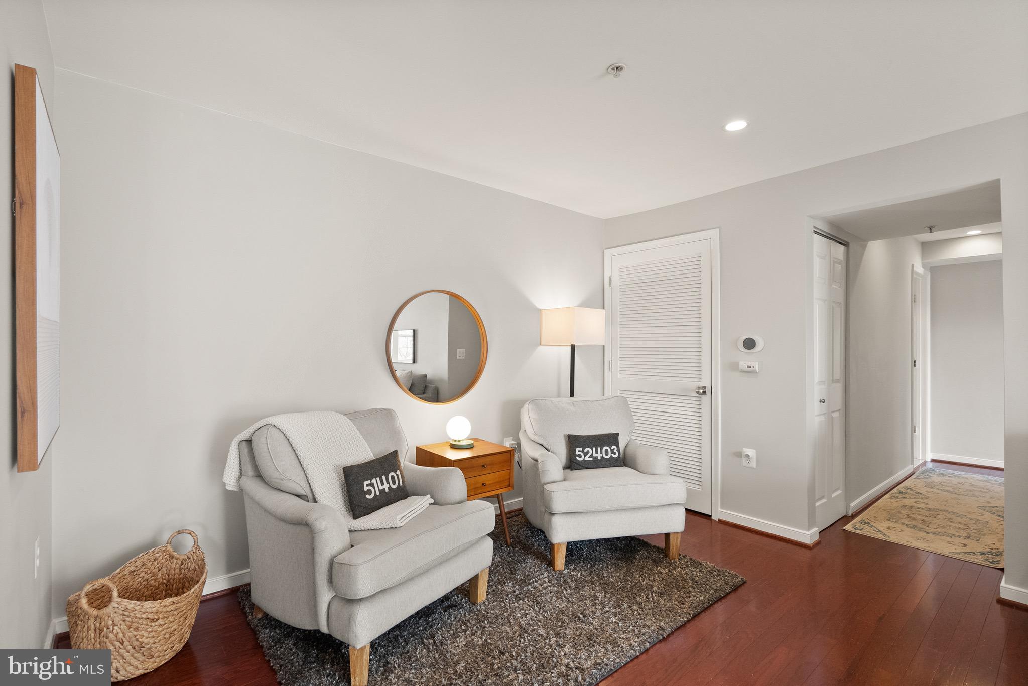 WEST VILLAGE OF SHIRLINGTON - Residential