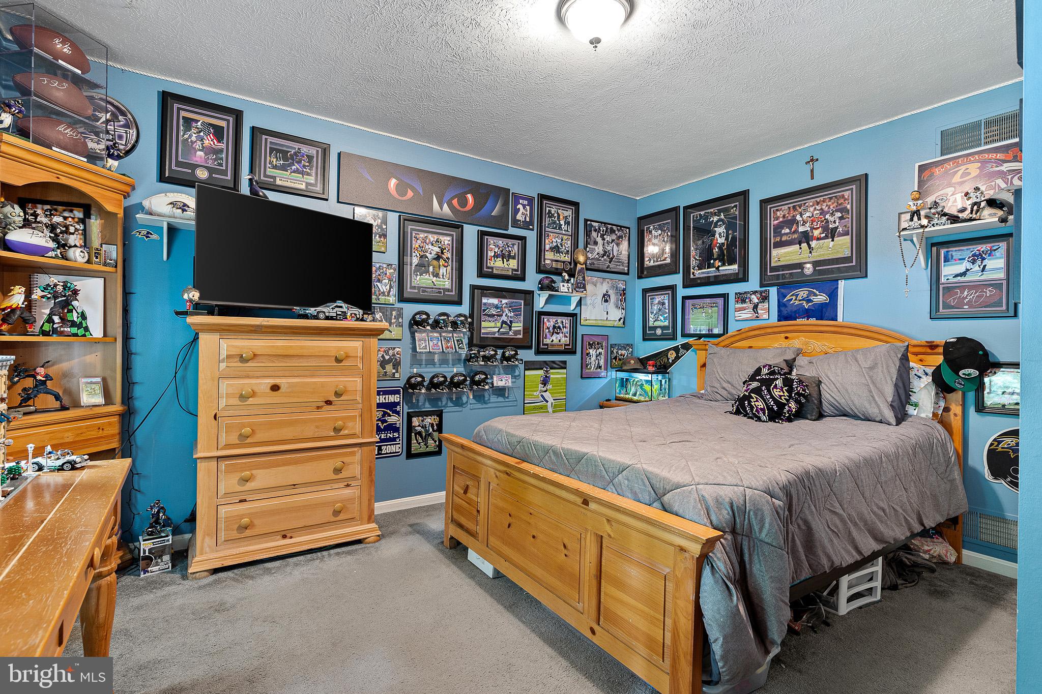 DEMOND VILLAGE - Residential