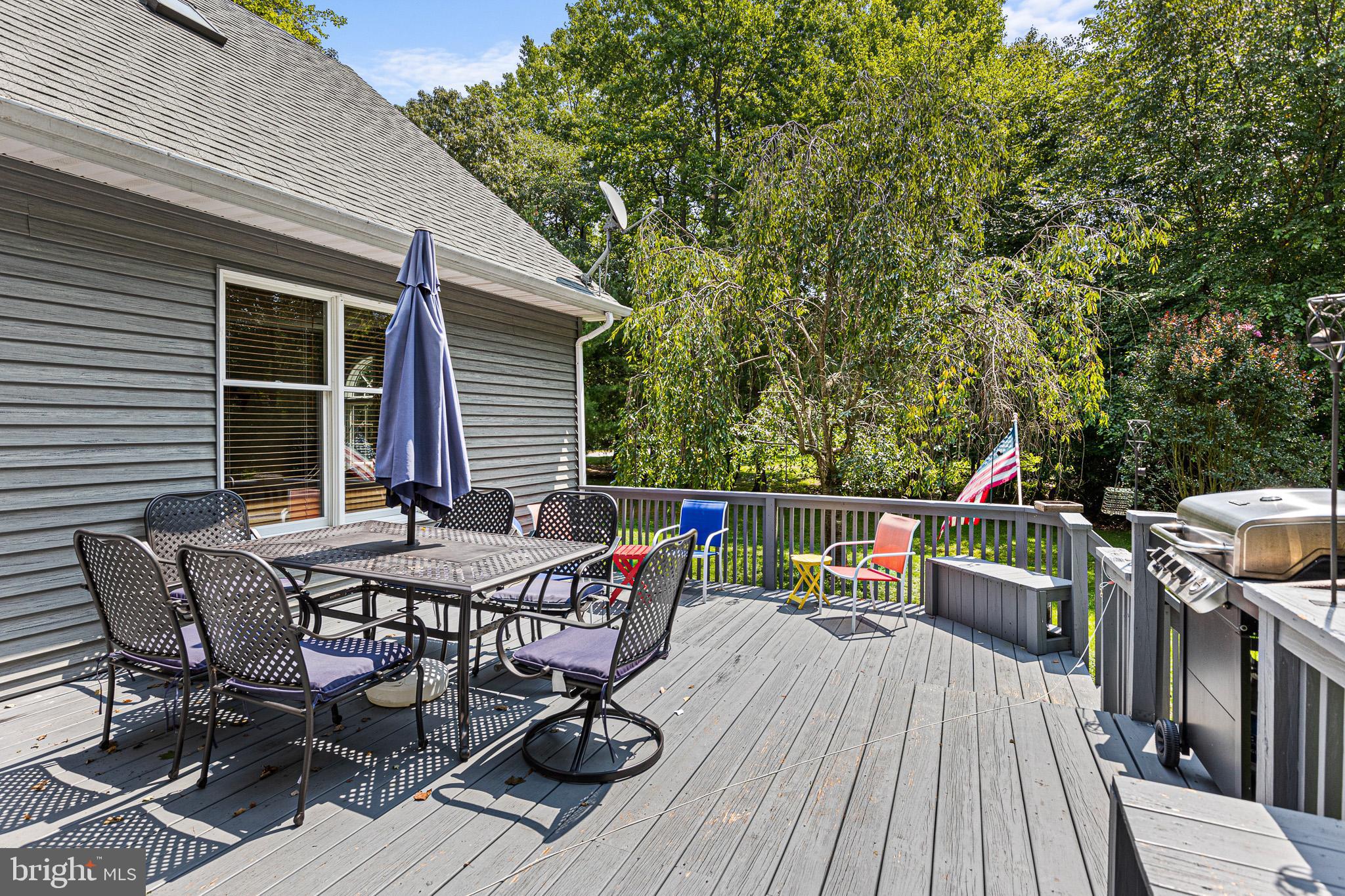 DEMOND VILLAGE - Residential