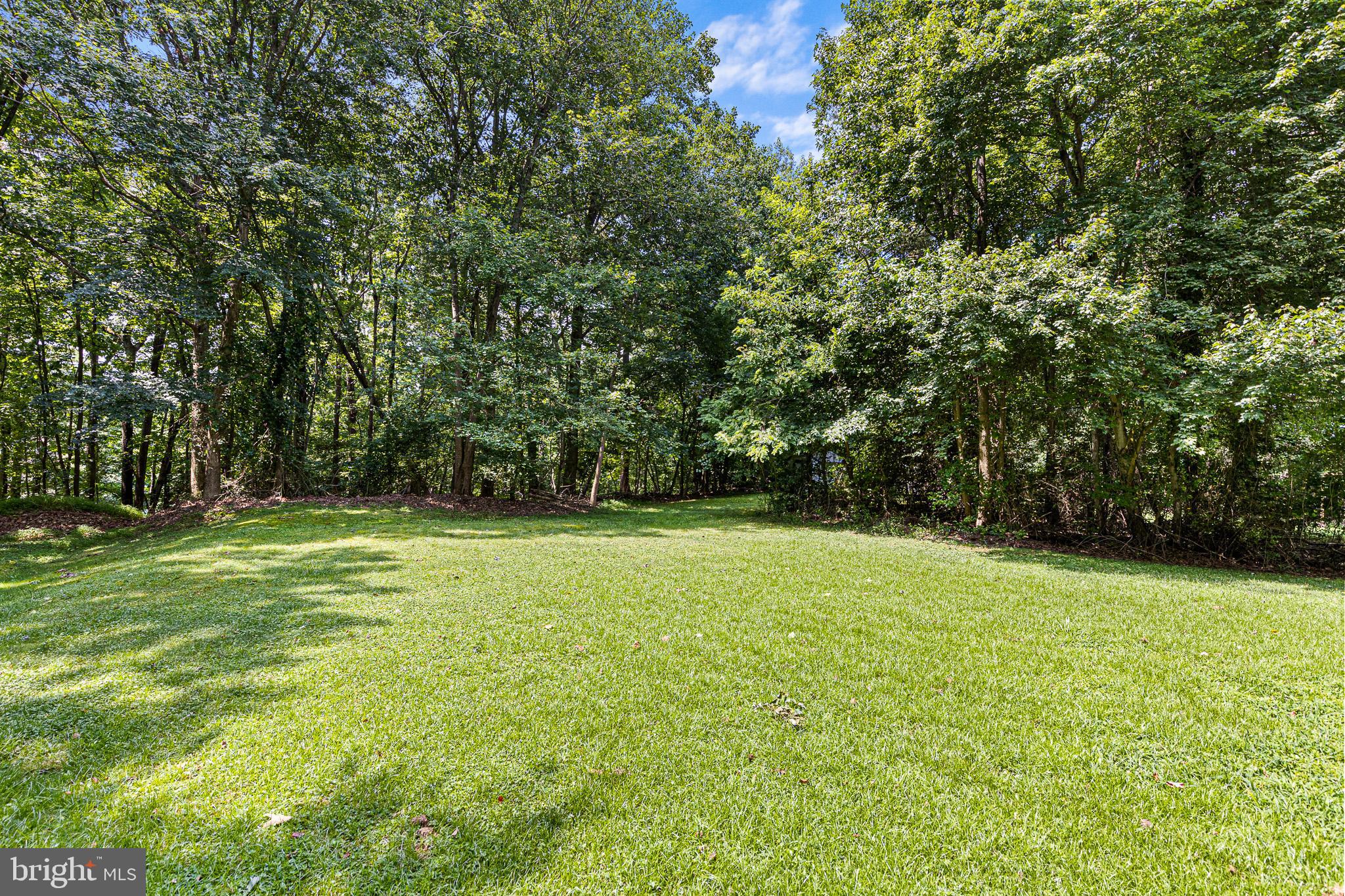 DEMOND VILLAGE - Residential