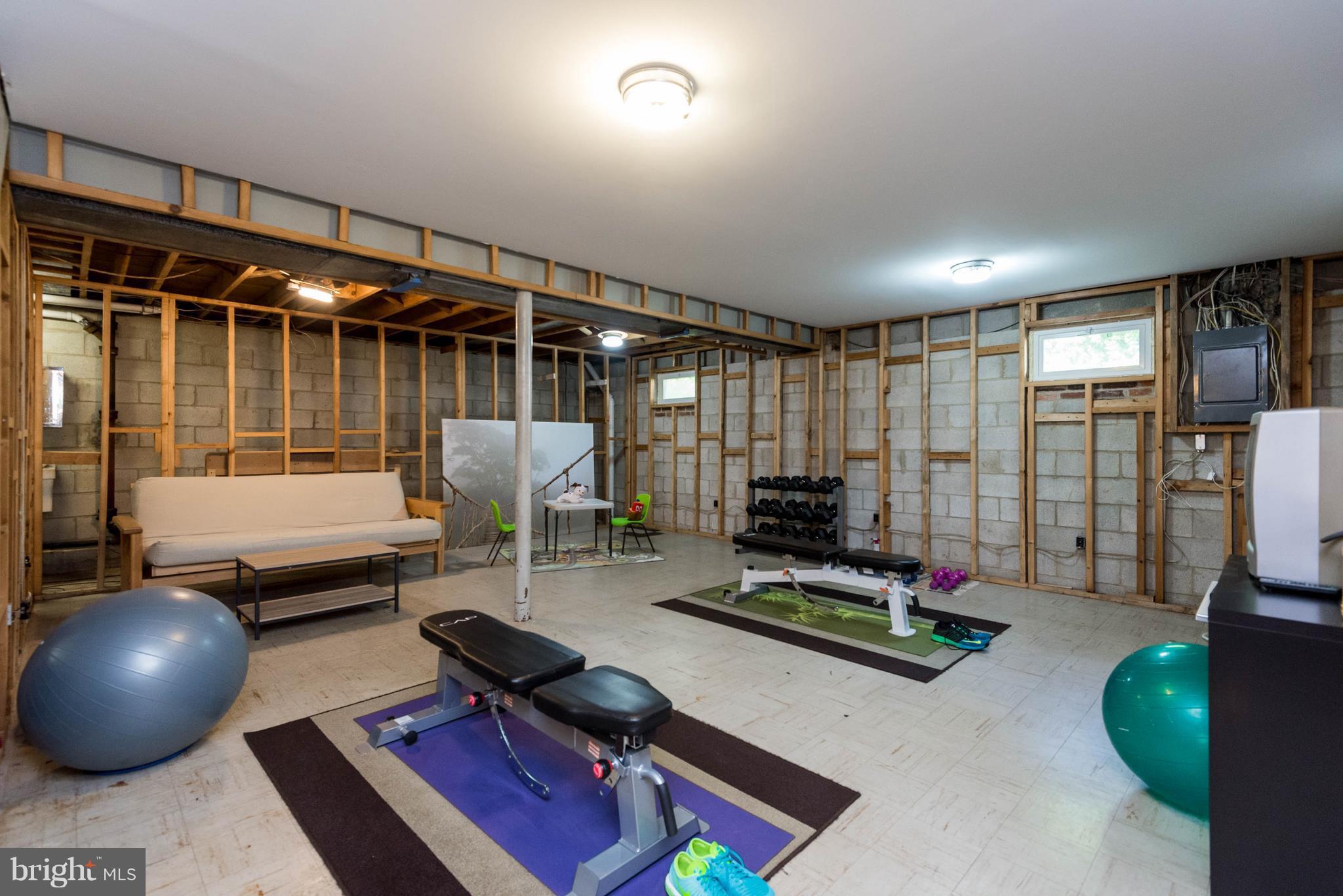 CHATHAM MEWS - Residential