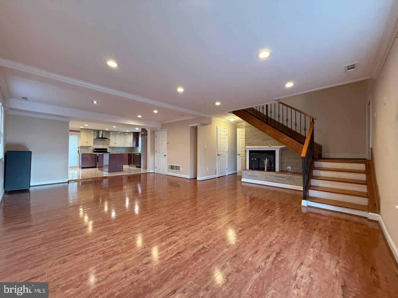 SOMERTON - Residential