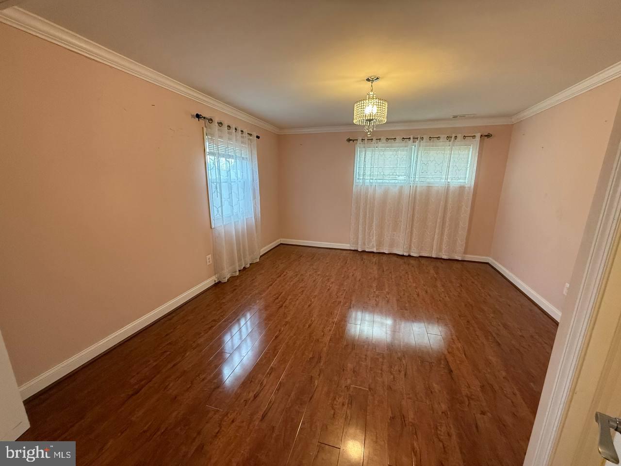 SOMERTON - Residential