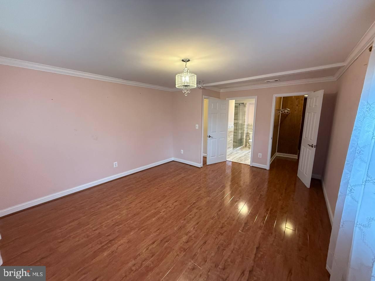 SOMERTON - Residential