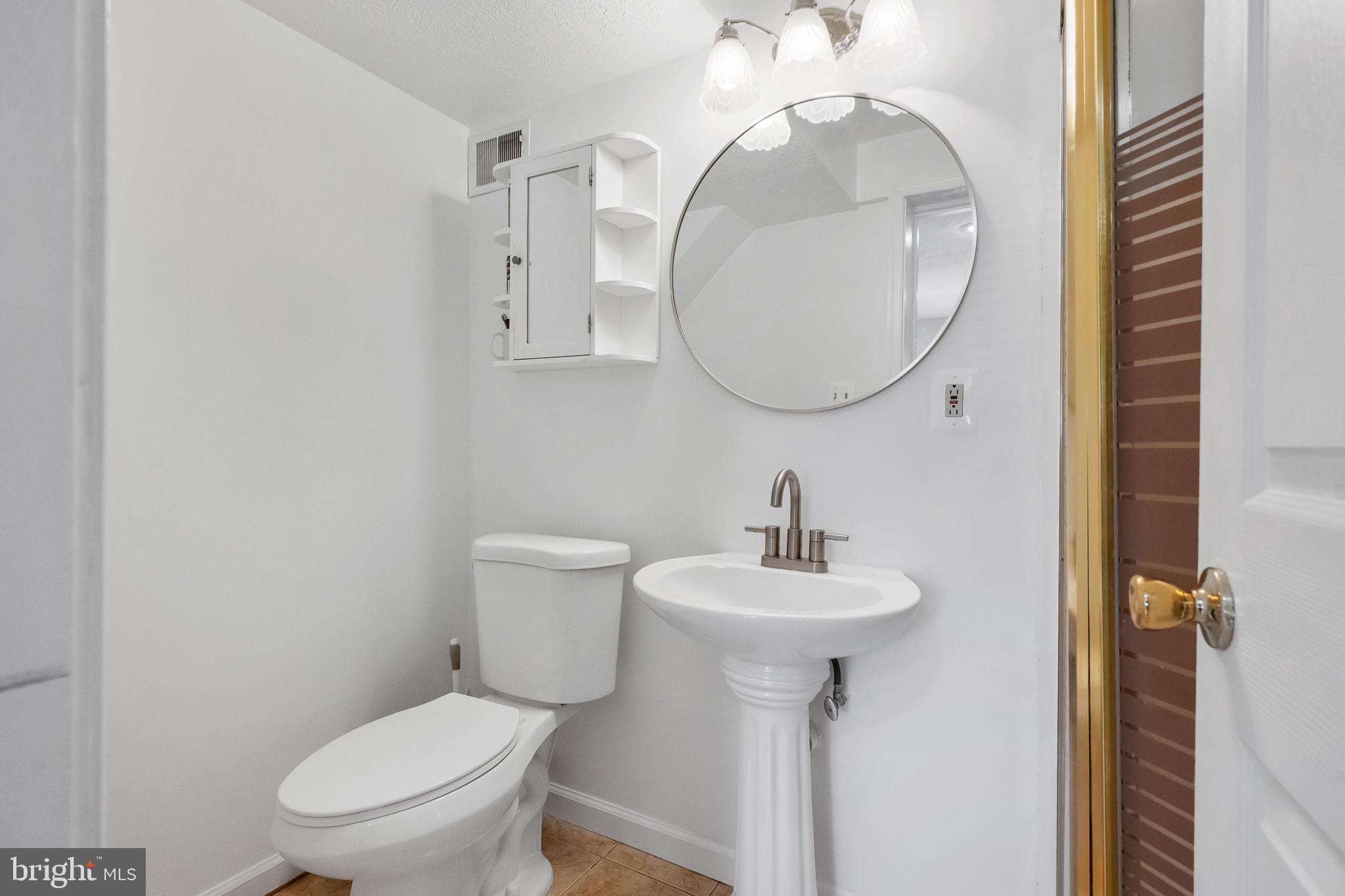 BURKE CENTRE - Residential