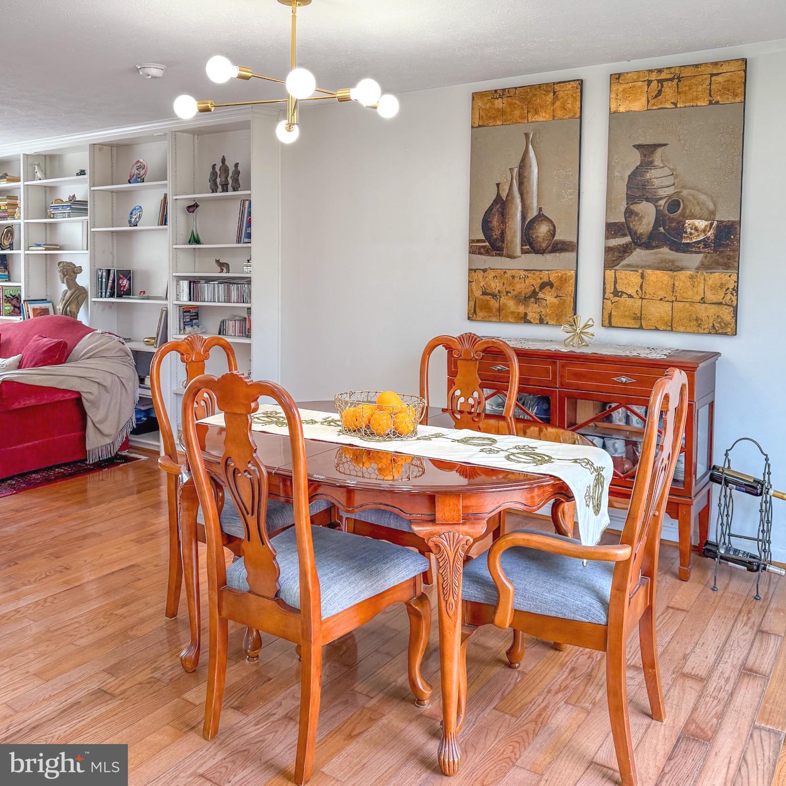 BURKE CENTRE - Residential