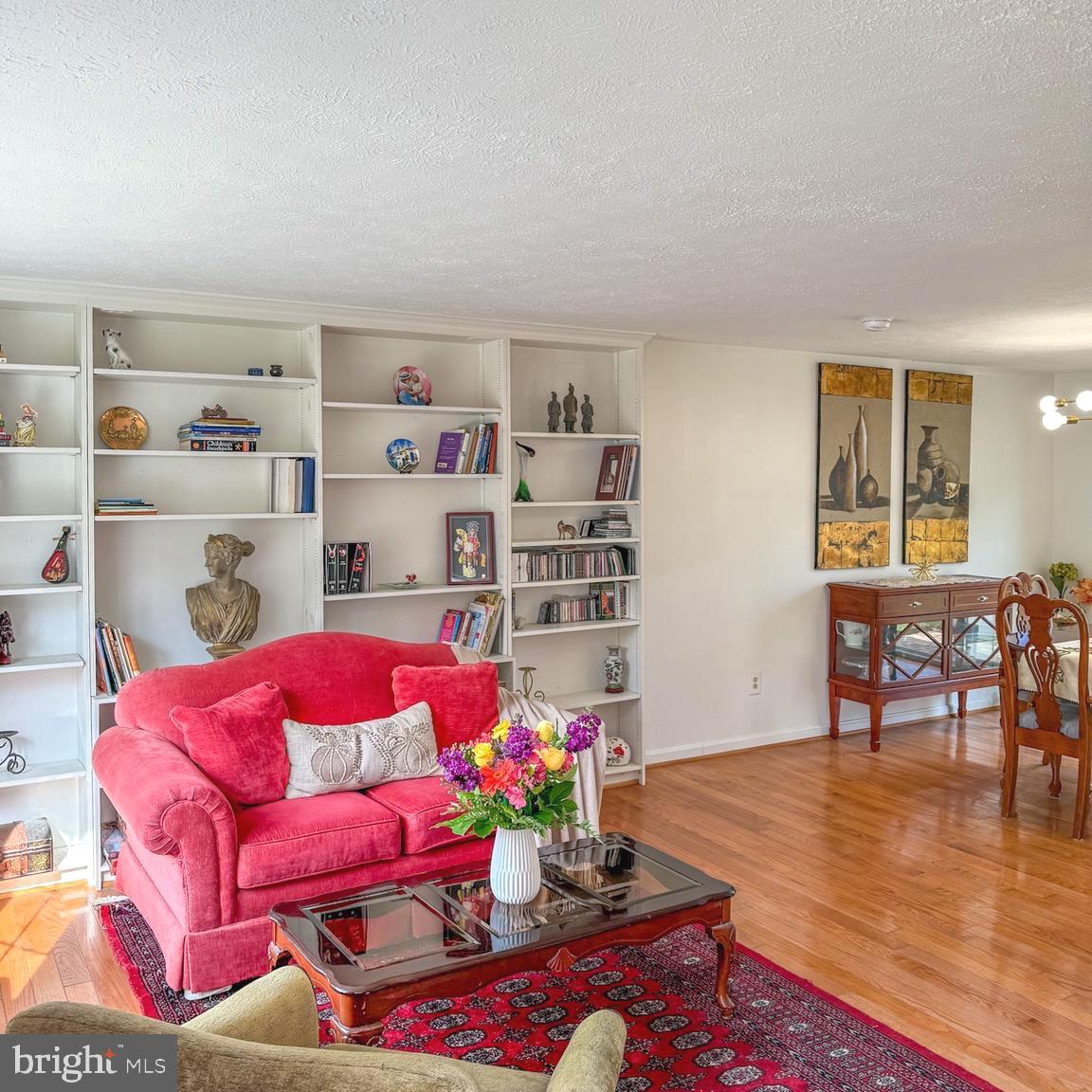 BURKE CENTRE - Residential