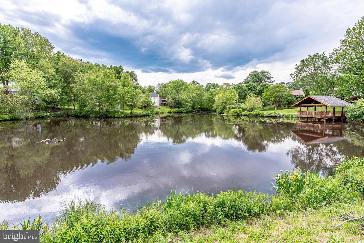 BURKE CENTRE - Residential
