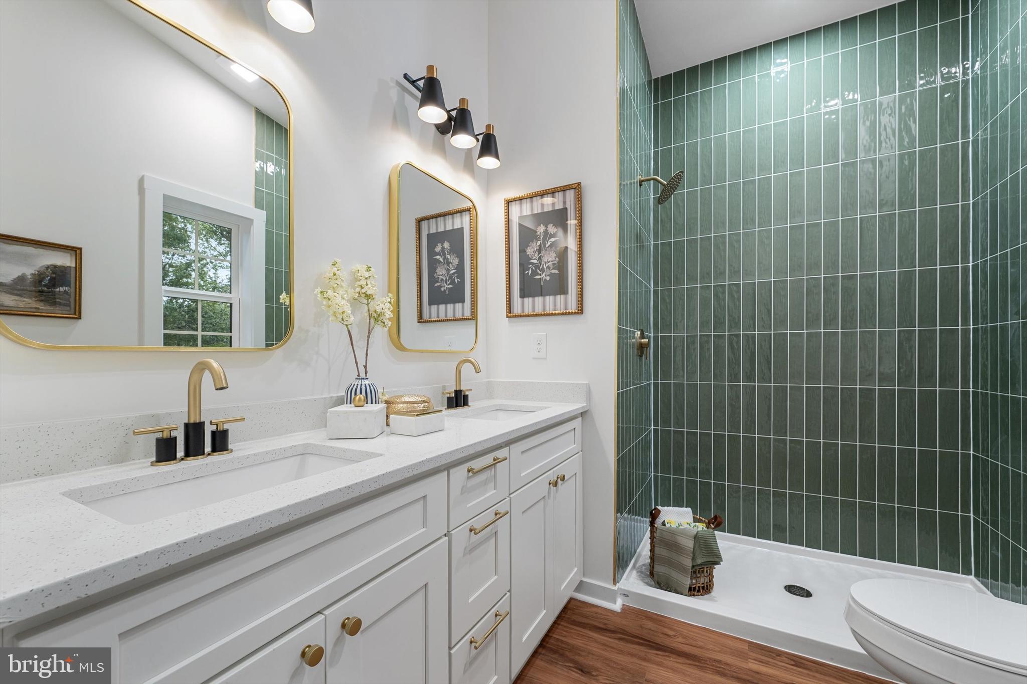 RIVERSIDE - Residential