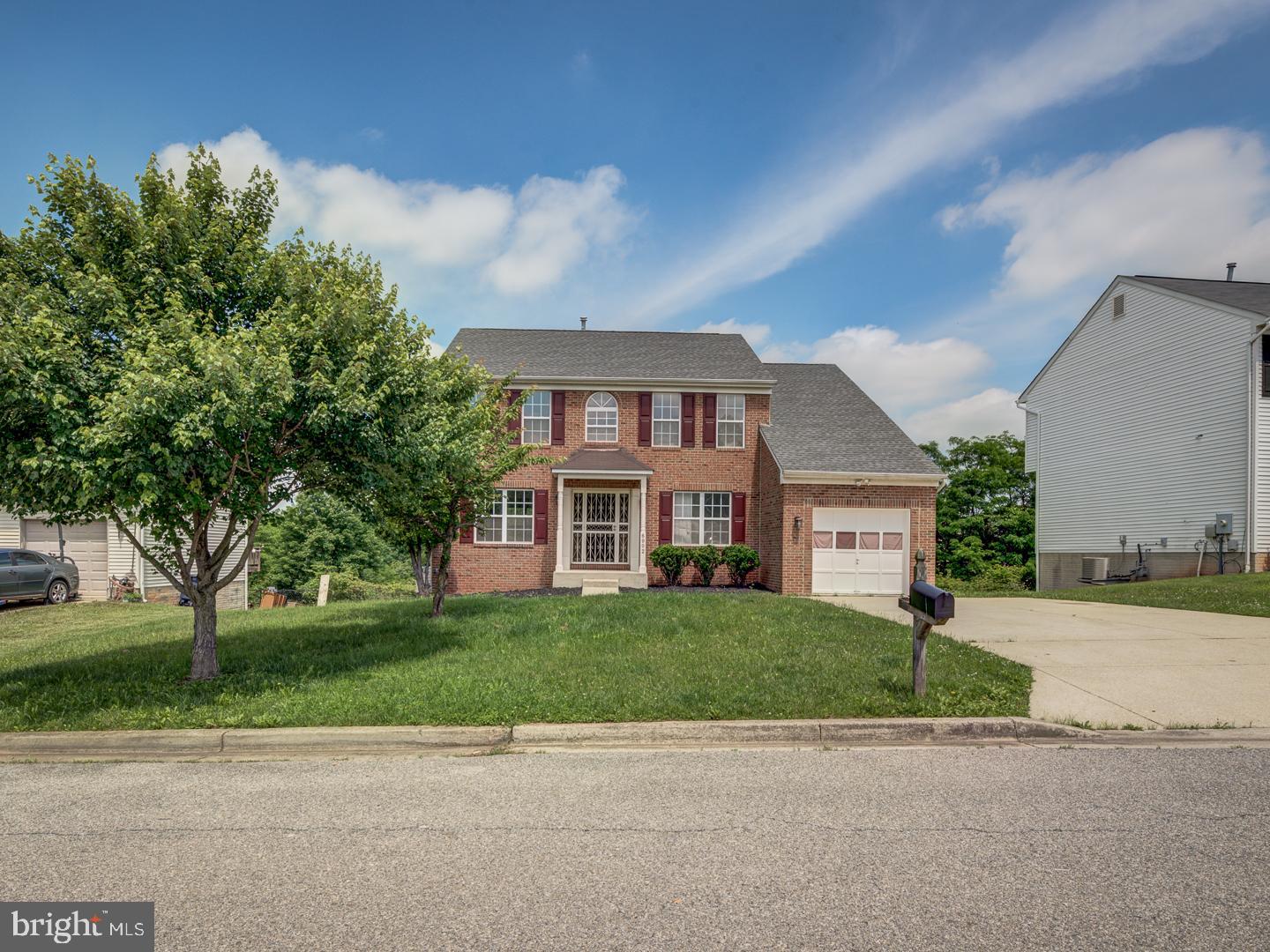 Multiple Offers received! Highest & Best due 6/14/2024 by noon tomorrow.
Welcome to the home of your dreams, where new memories are guaranteed. This well-kept brick front single-family home in Sheriff Knolls is move-in ready!
If you're looking for an open-concept layout, you've found it! This beautiful, spacious 4-bedroom, 2.5-bathroom house has been freshly painted and has new carpet throughout. The location is perfect—close to local highways and shopping malls. Great price for the location, and not many single-family homes are left at this price! Call for a showing!
