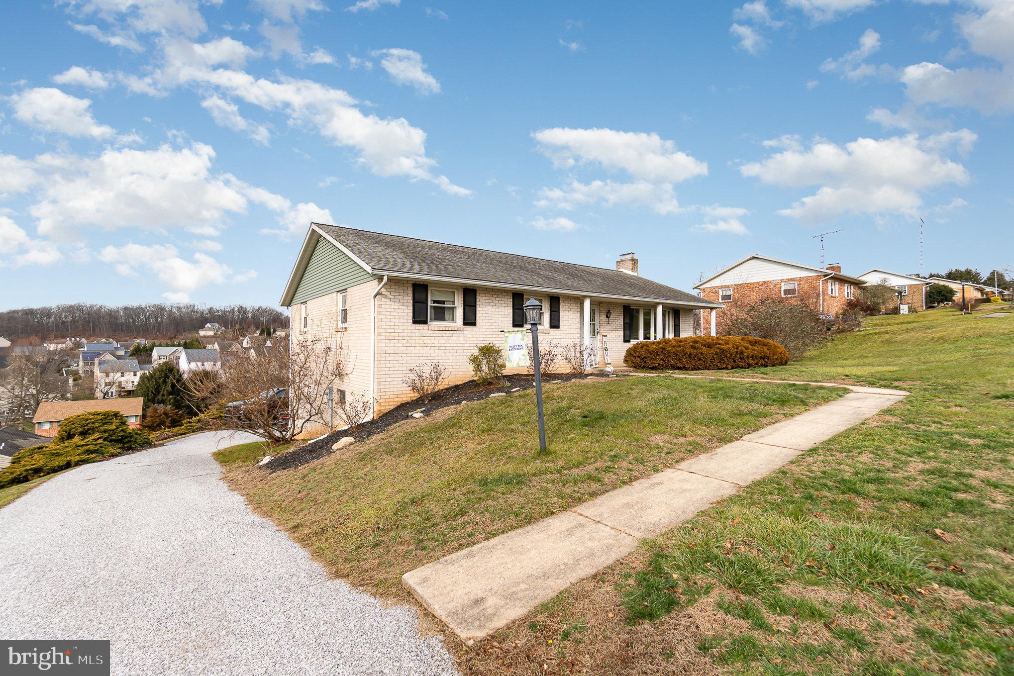 SOUTHERN PINES - Residential