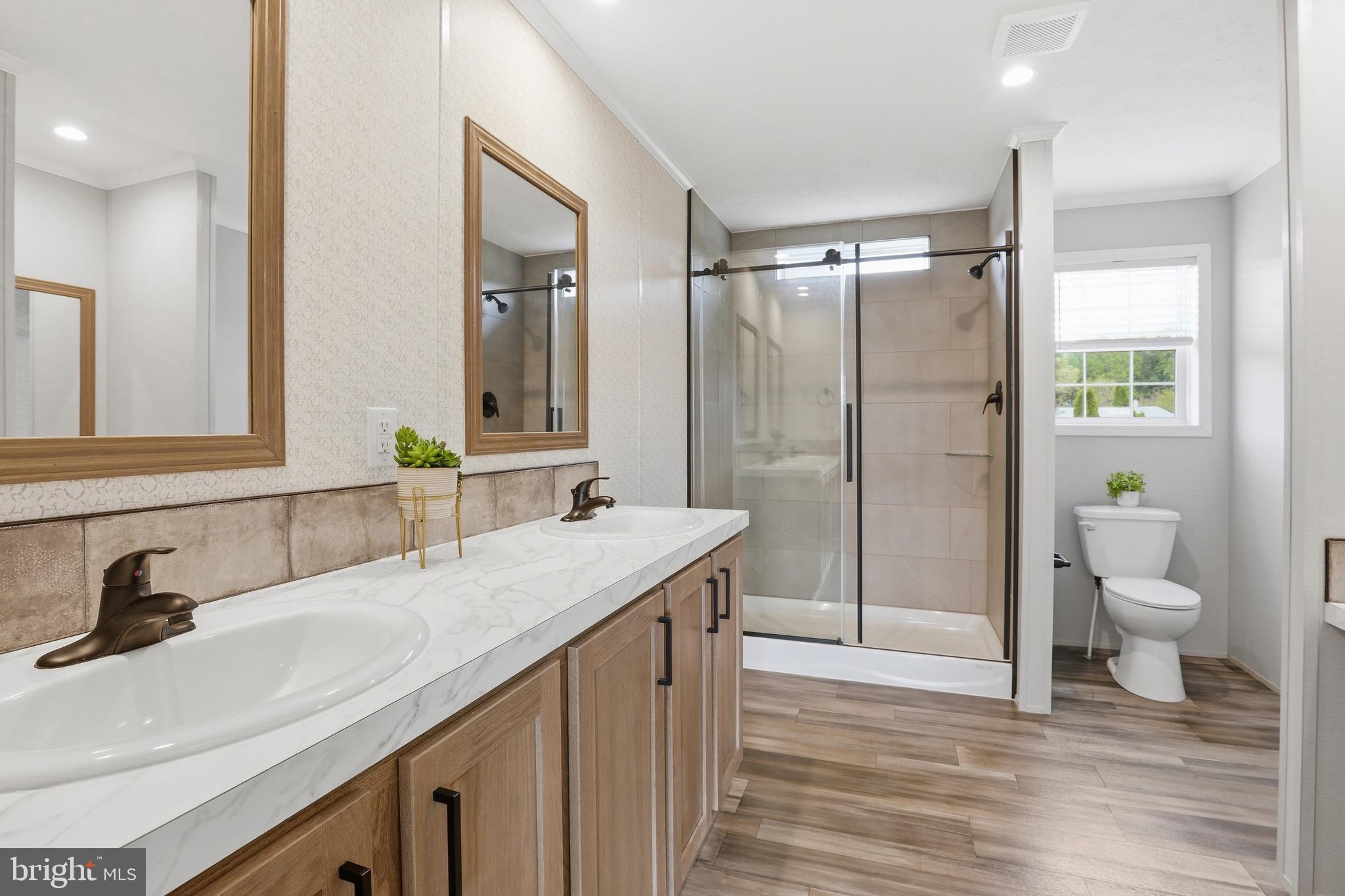 PINE RIDGE - Residential