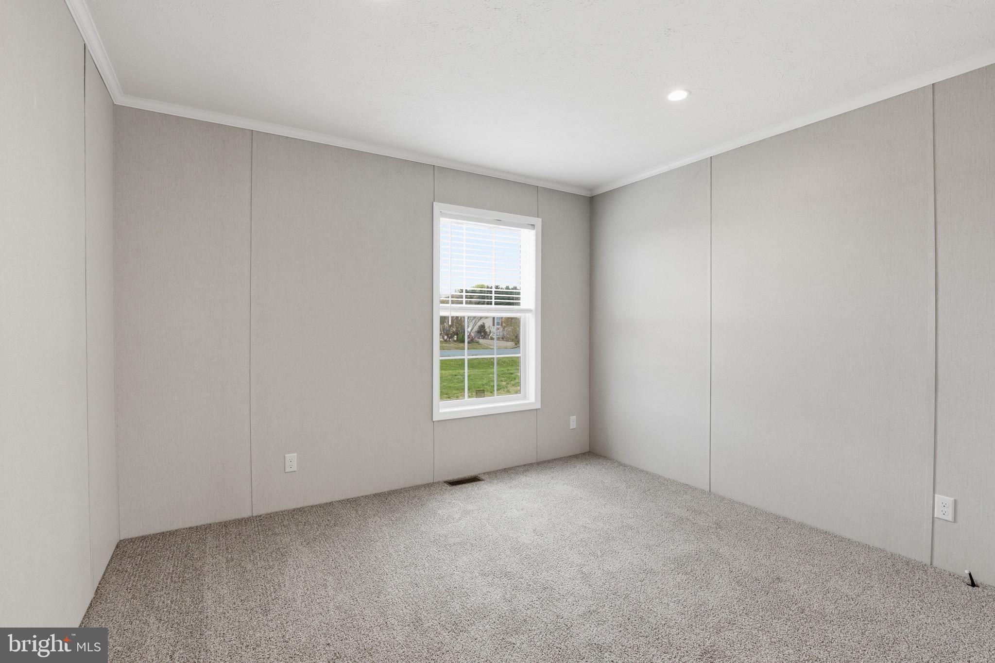 PINE RIDGE - Residential