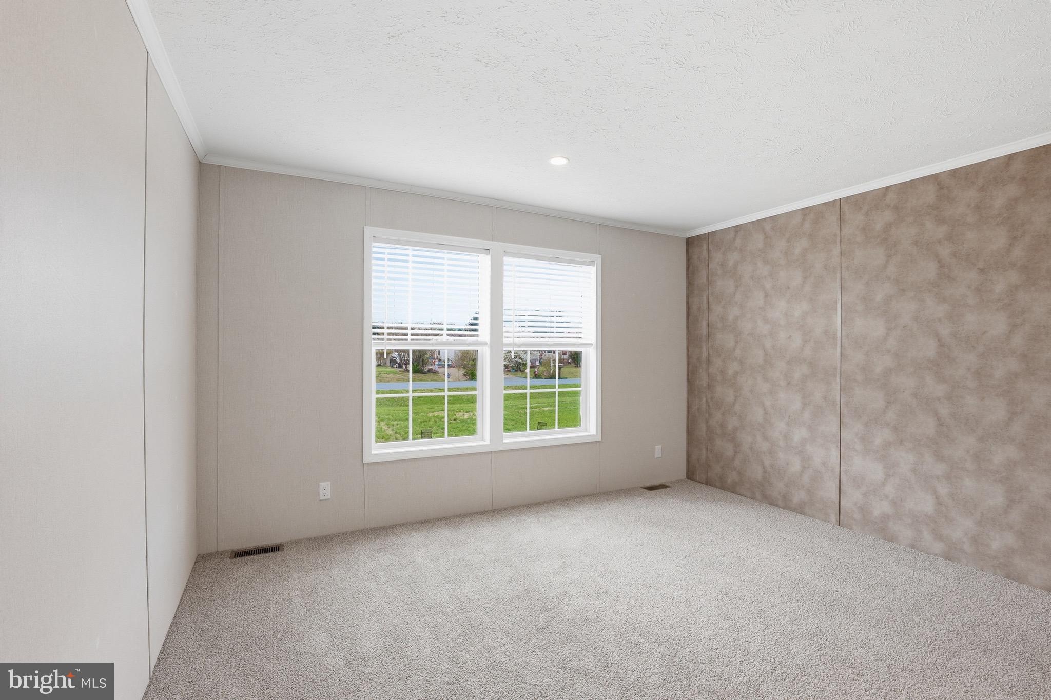 PINE RIDGE - Residential