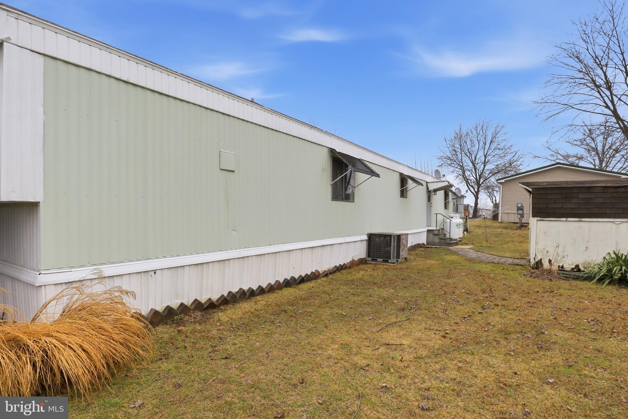 LINCOLN ESTATES - Residential