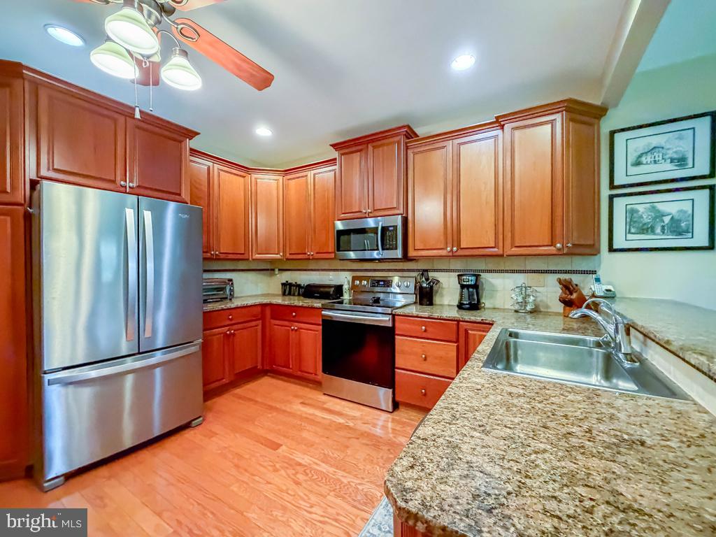 20 SHADY BROOK DRIVE 59