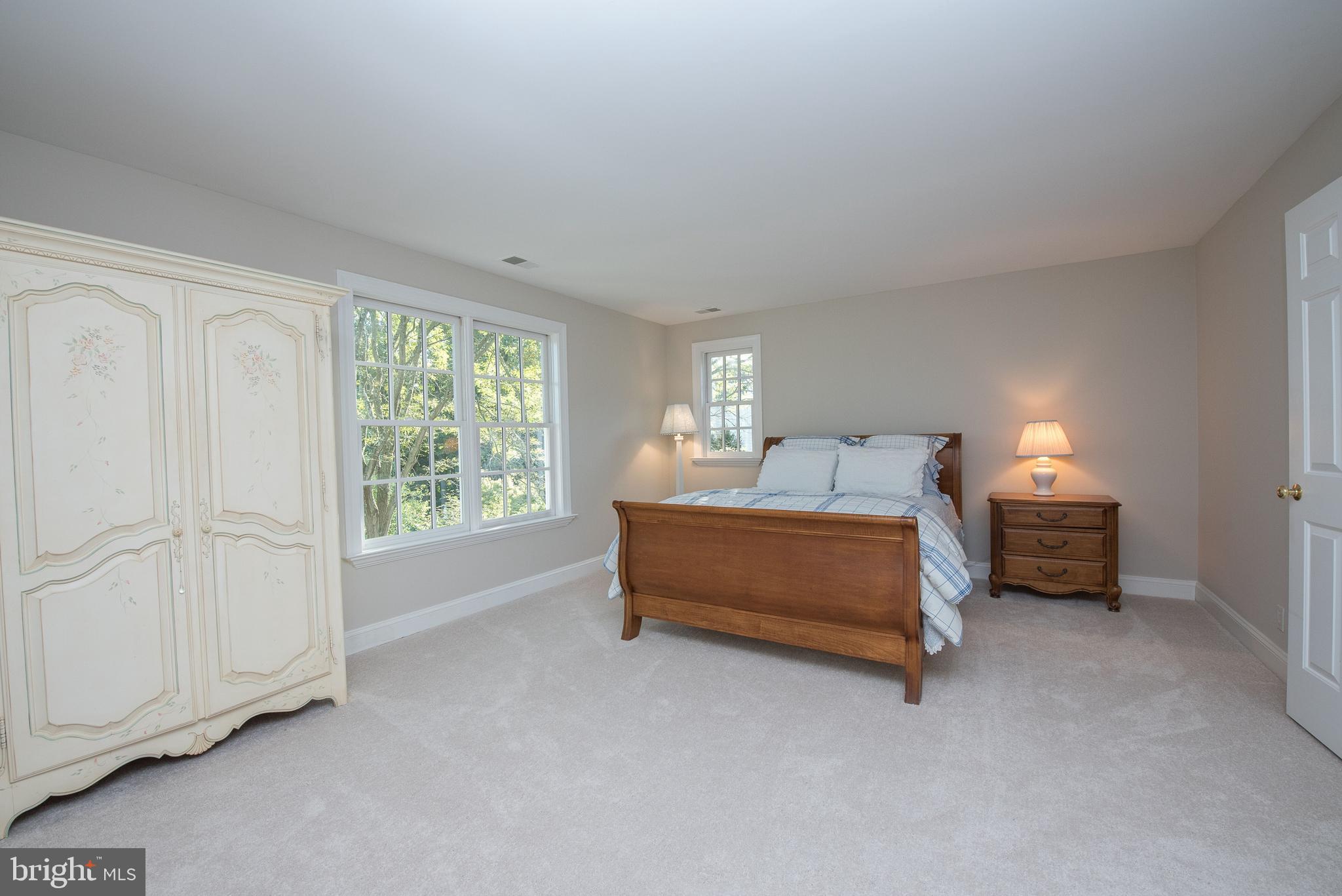 BROOKE FARM - Residential