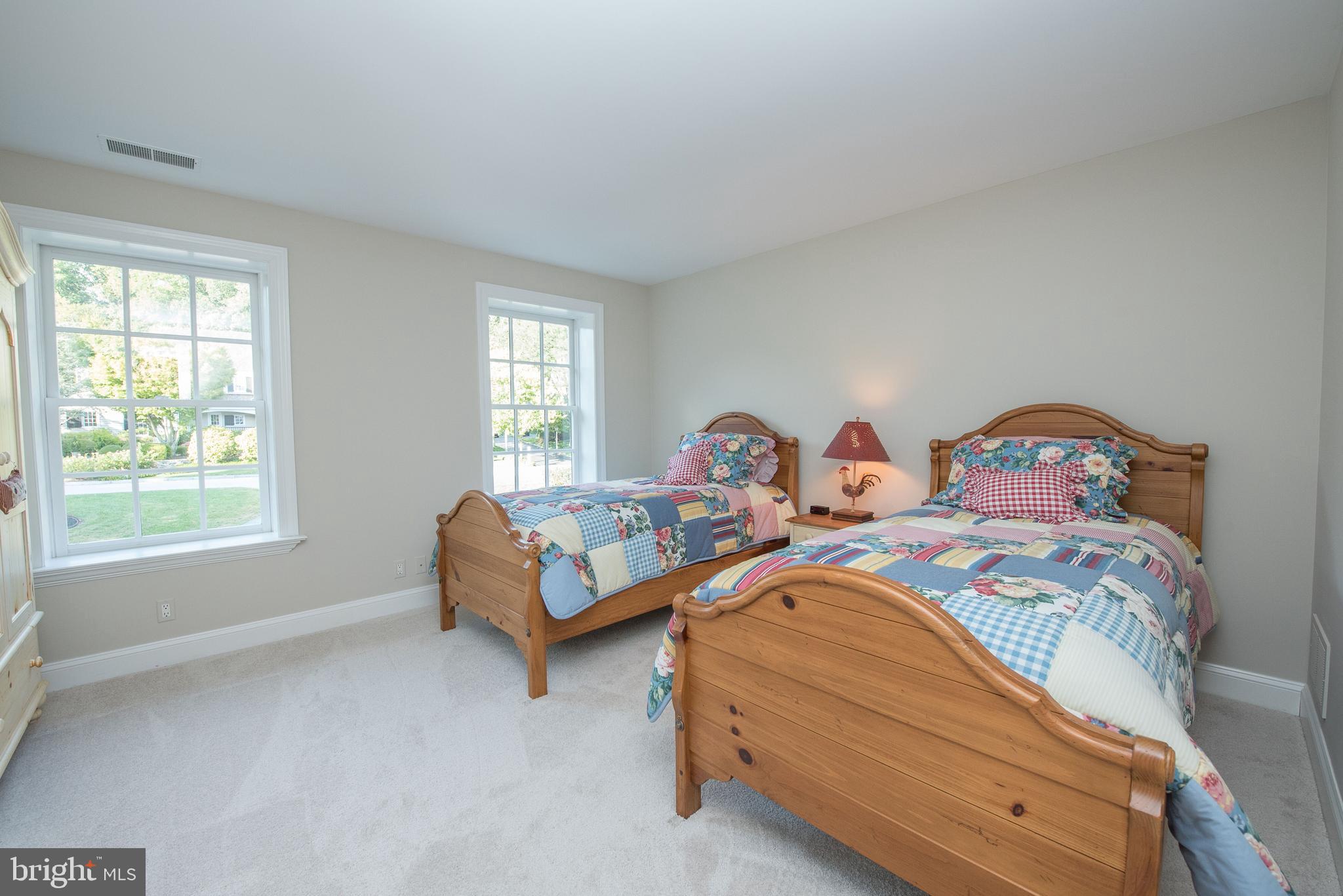 BROOKE FARM - Residential