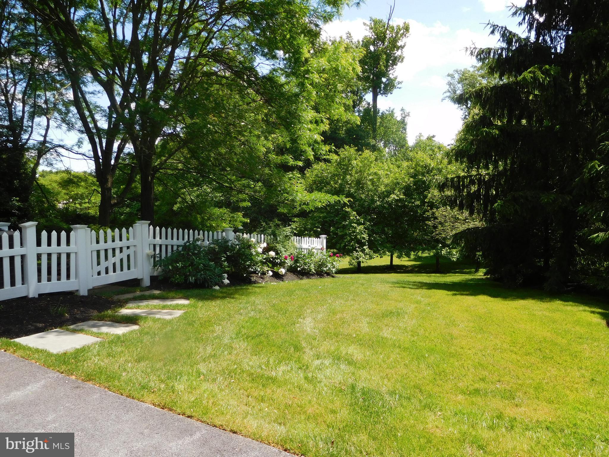 BROOKE FARM - Residential