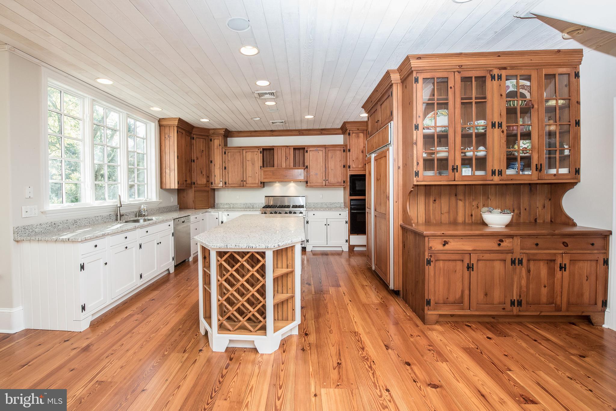 BROOKE FARM - Residential