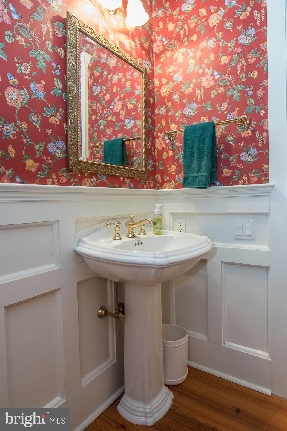 BROOKE FARM - Residential