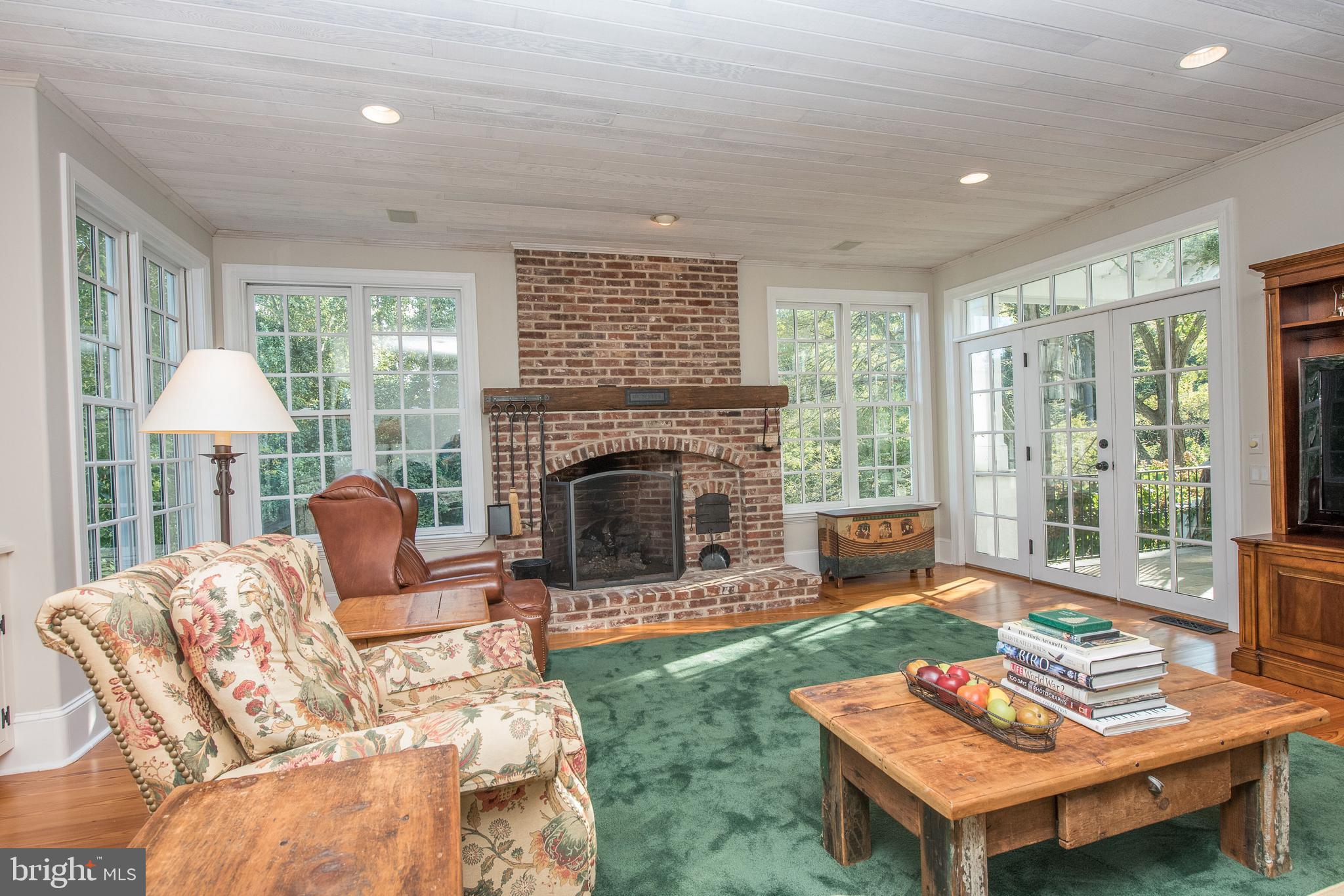 BROOKE FARM - Residential