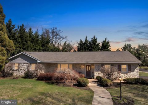 343 ANDREW ROAD HUNTINGDON VALLEY PA 19006