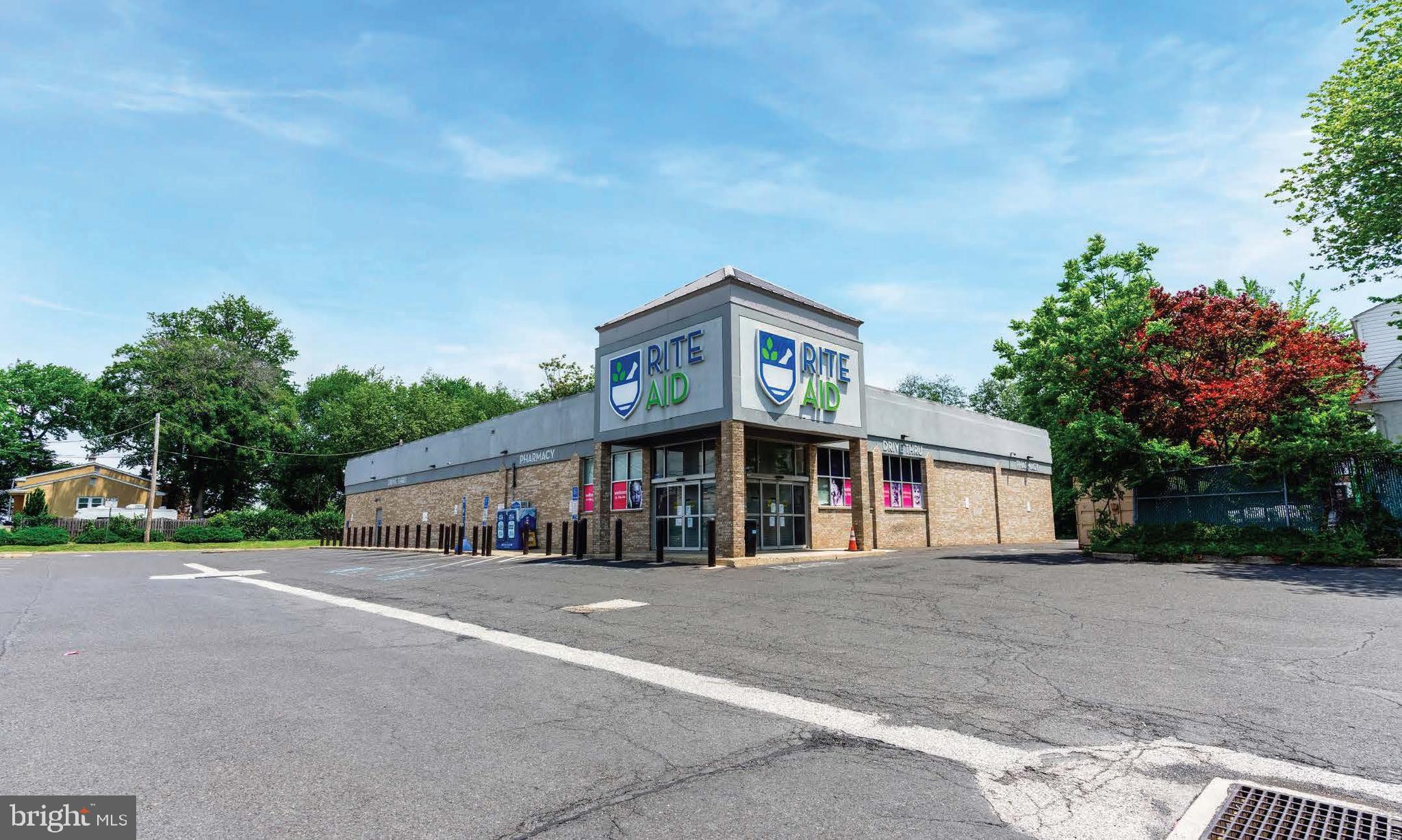 - Commercial Lease