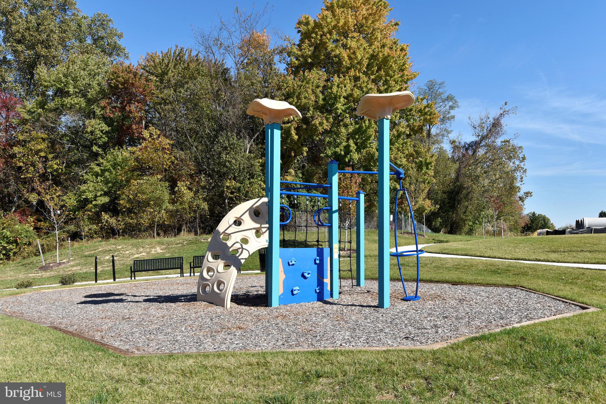 GLENMONT METROCENTRE - Residential