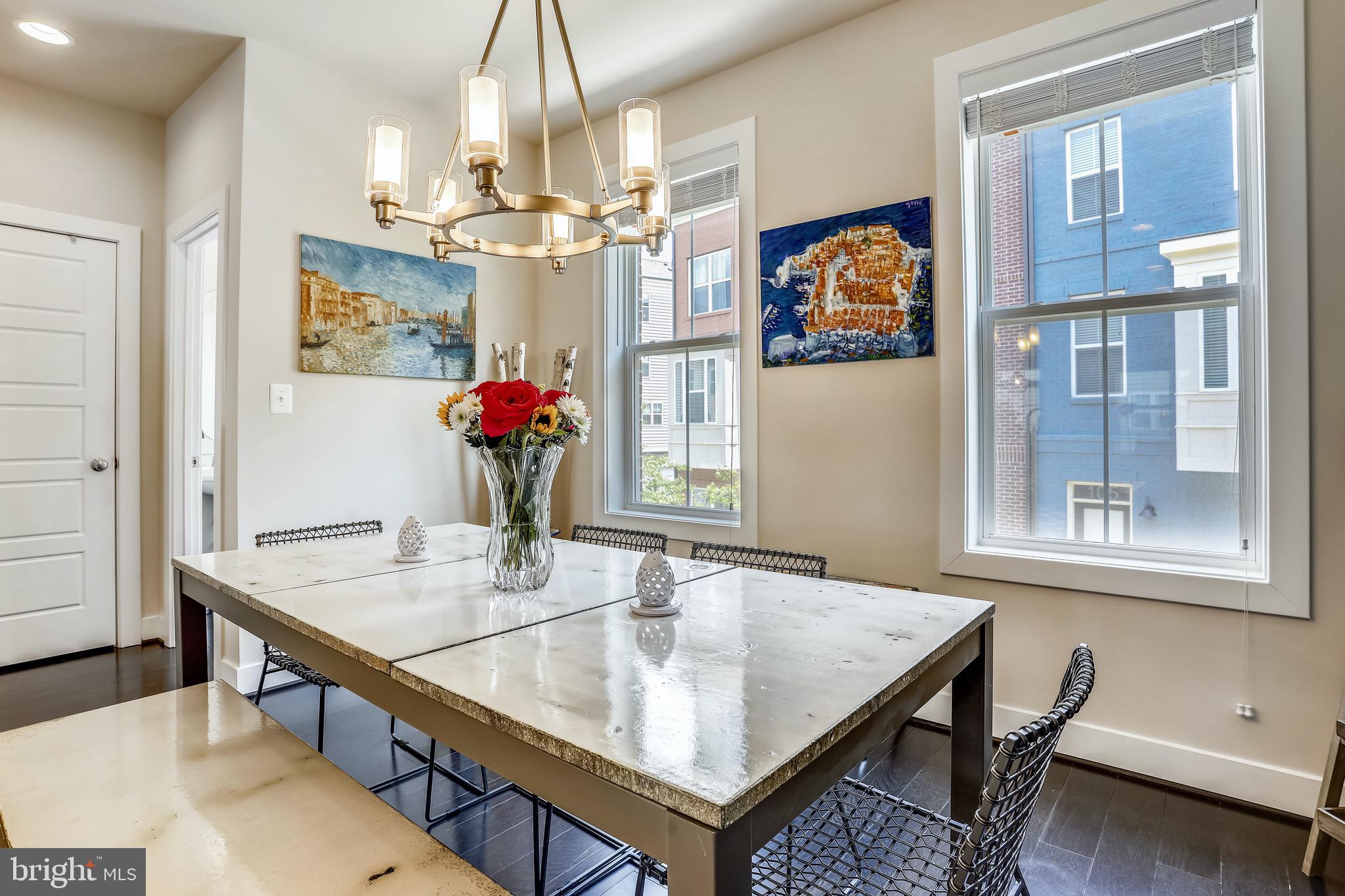 GLENMONT METROCENTRE - Residential