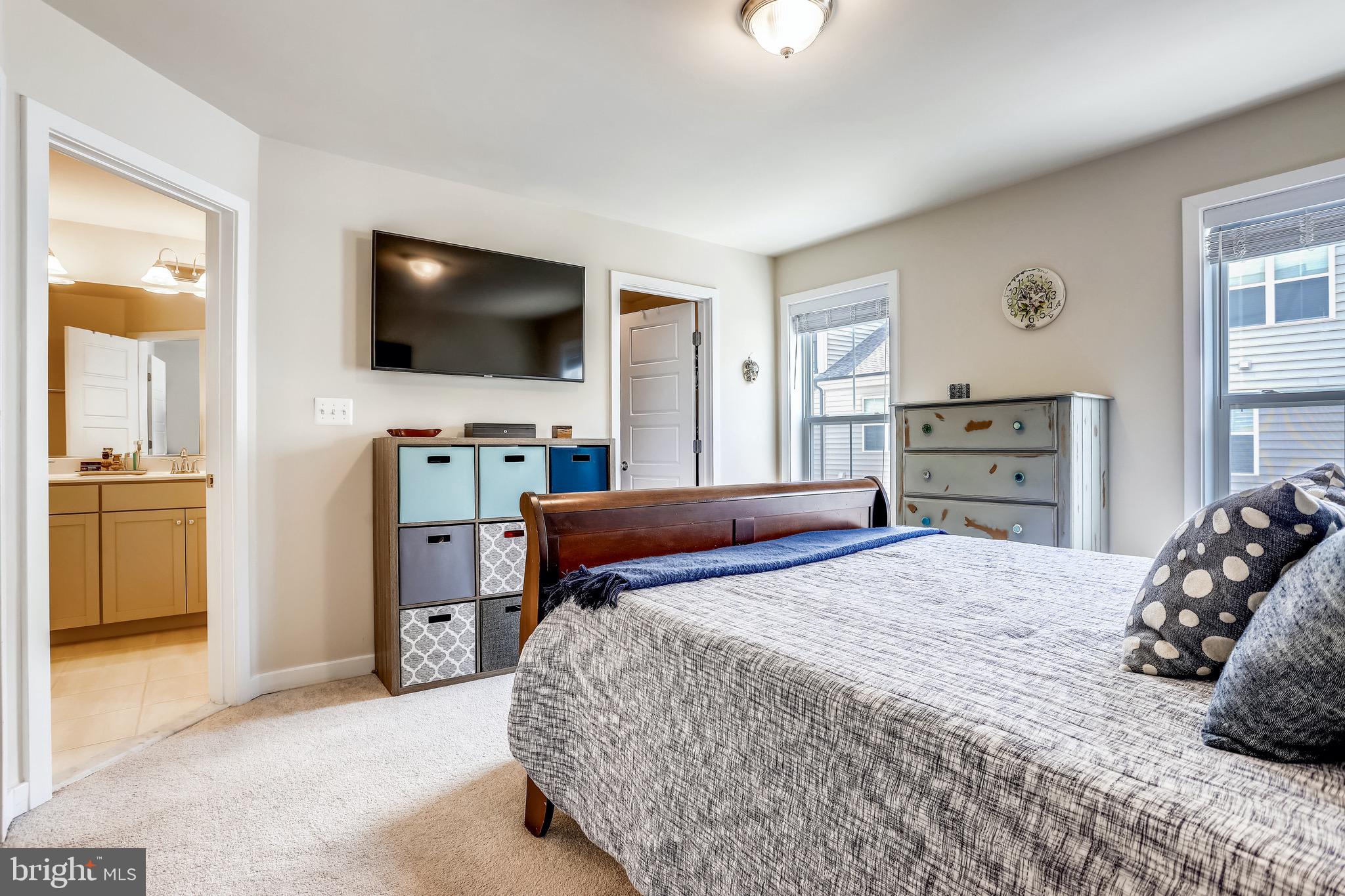 GLENMONT METROCENTRE - Residential