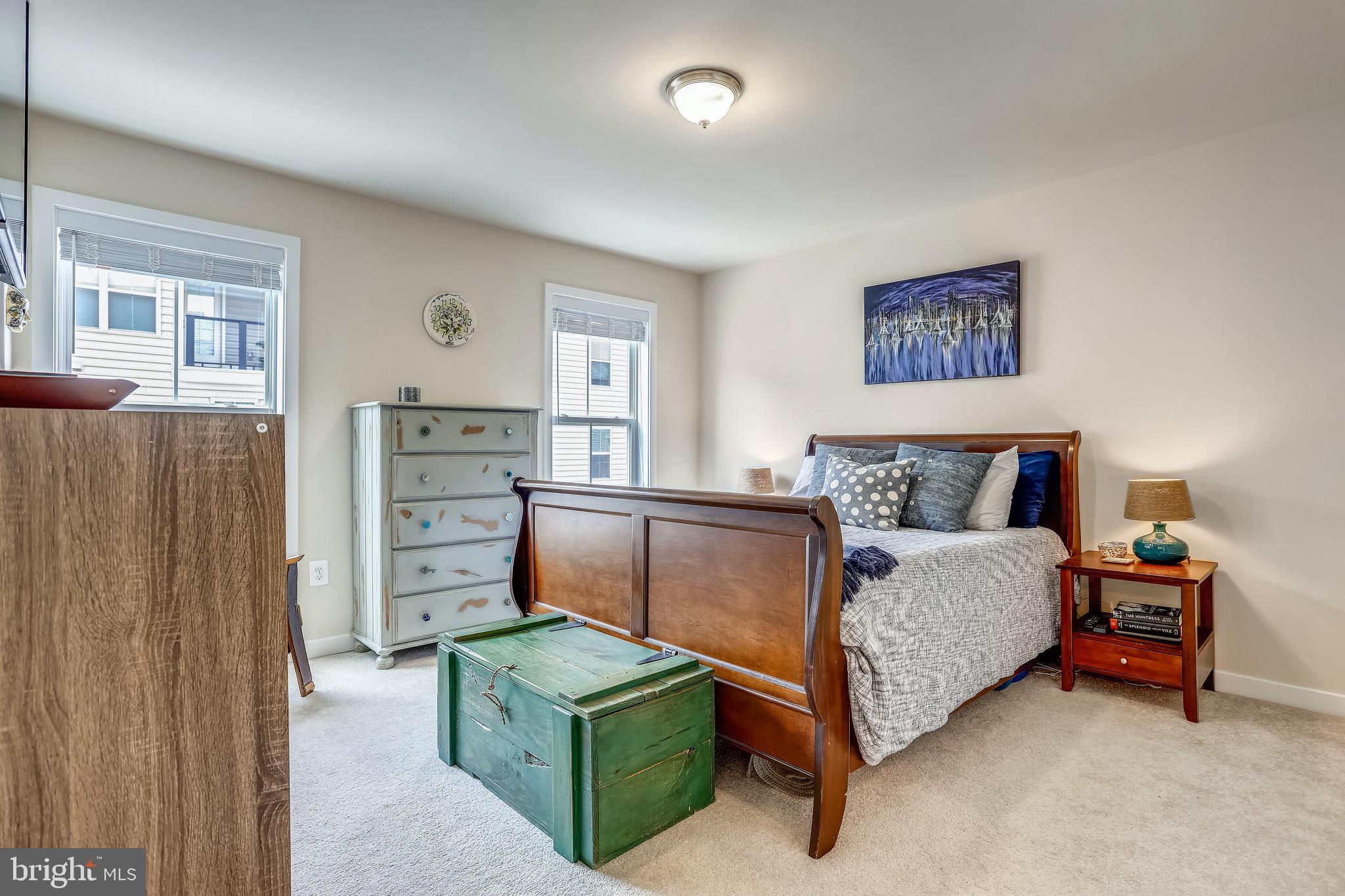 GLENMONT METROCENTRE - Residential