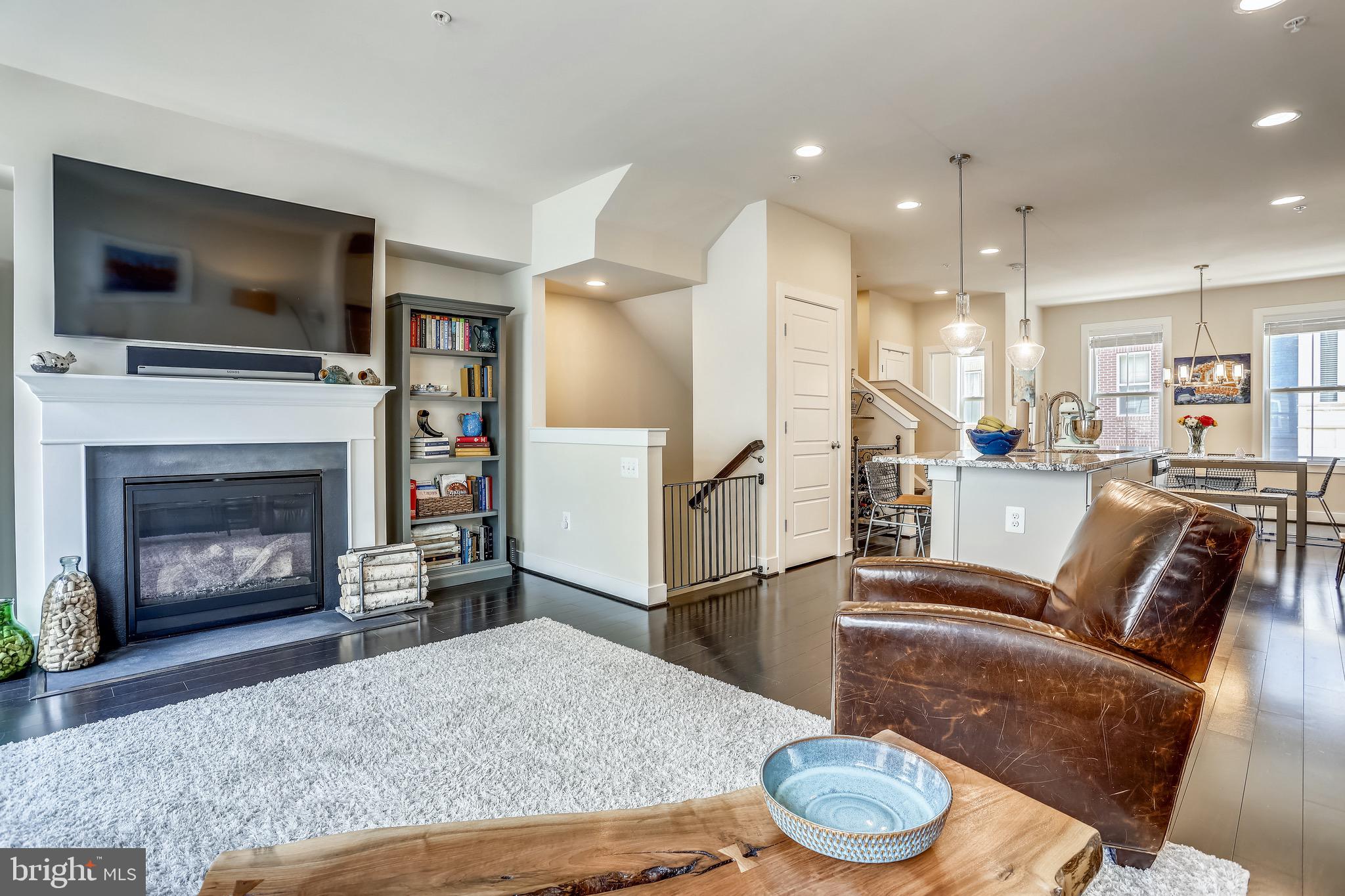 GLENMONT METROCENTRE - Residential