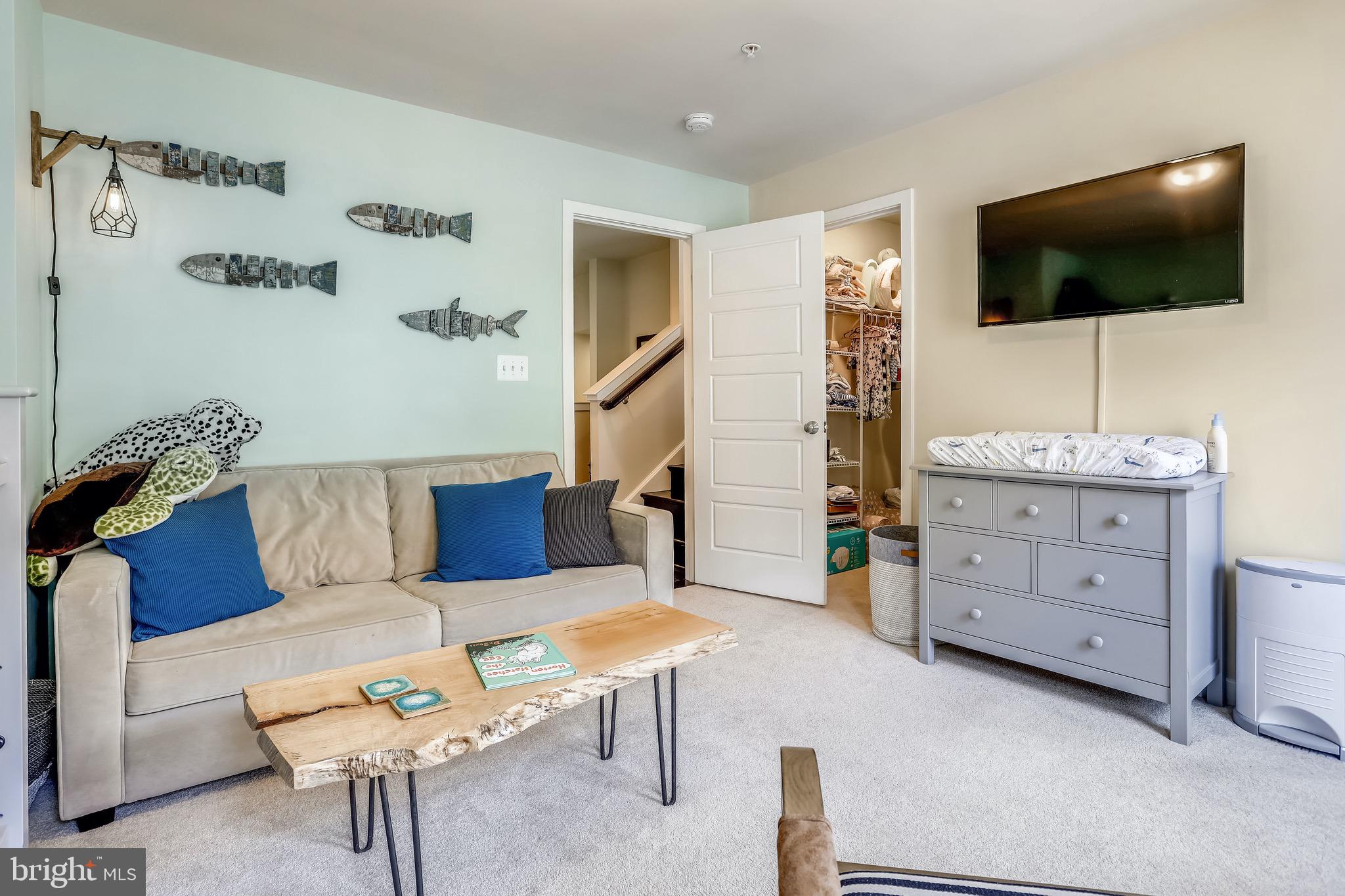 GLENMONT METROCENTRE - Residential