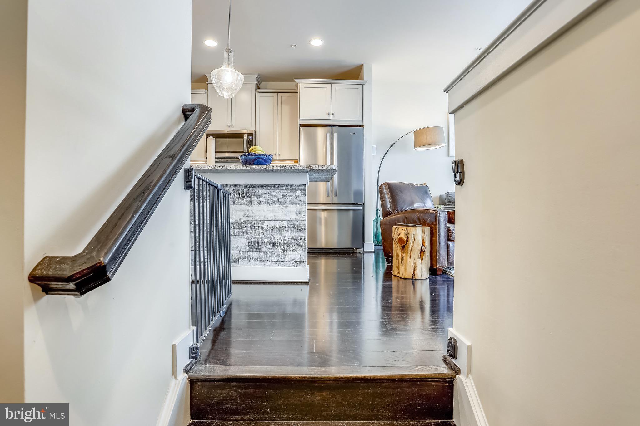 GLENMONT METROCENTRE - Residential