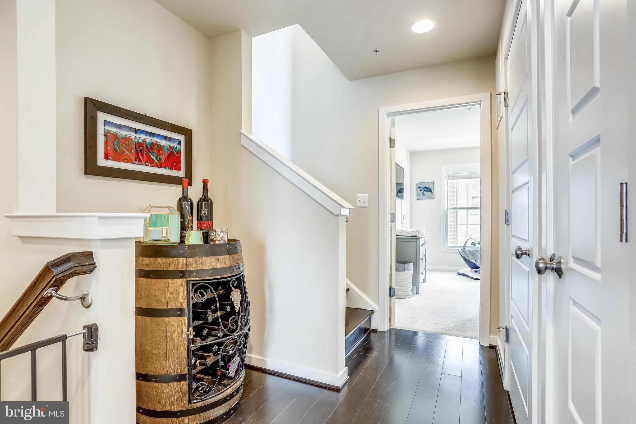 GLENMONT METROCENTRE - Residential