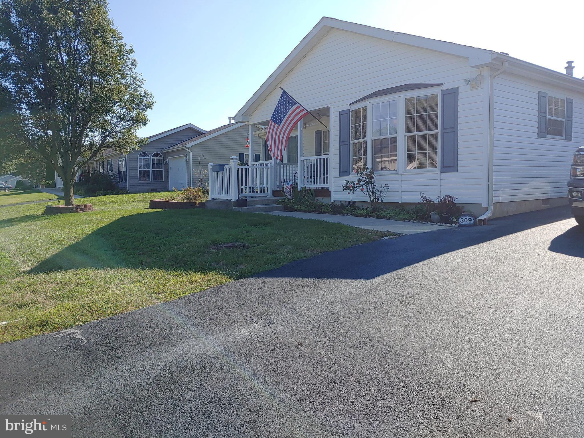 309 PERSIMMON CIRCLE W 309