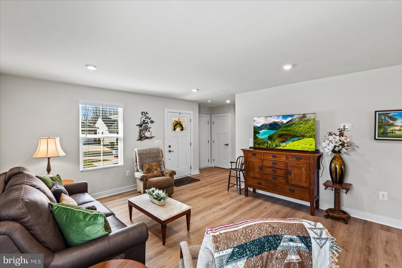 REGENCY AT CHANCELLORSVILLE NORTH - Residential