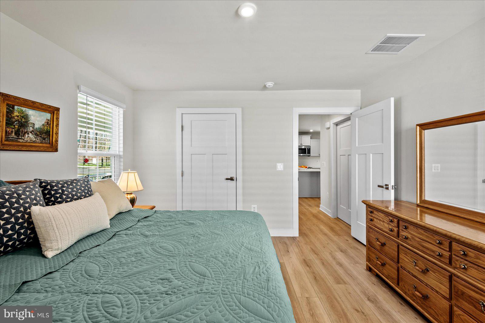 REGENCY AT CHANCELLORSVILLE NORTH - Residential