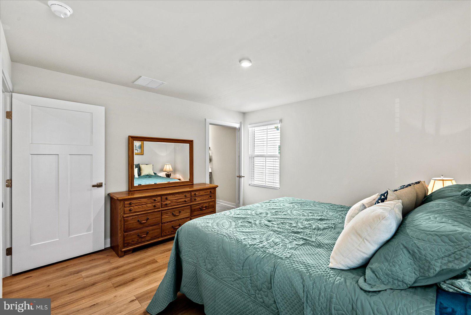 REGENCY AT CHANCELLORSVILLE NORTH - Residential